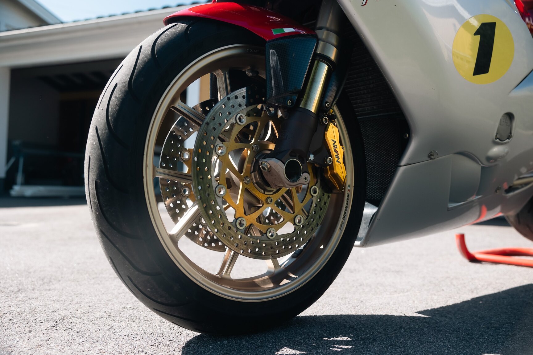Exteriörbild på 2004 MV Agusta F4 1000 AGO