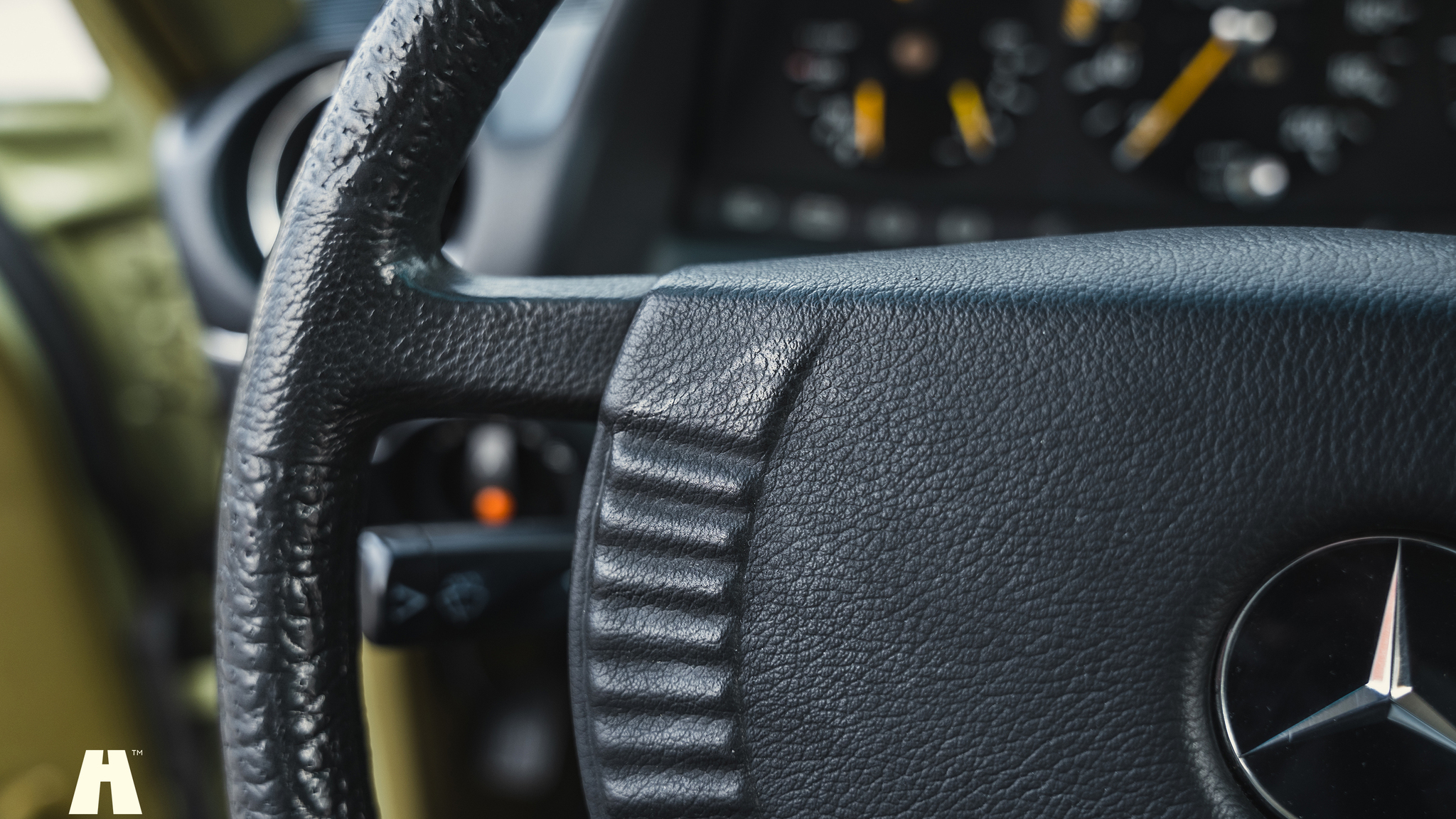 Interiörbild 1979 Mercedes Benz 230