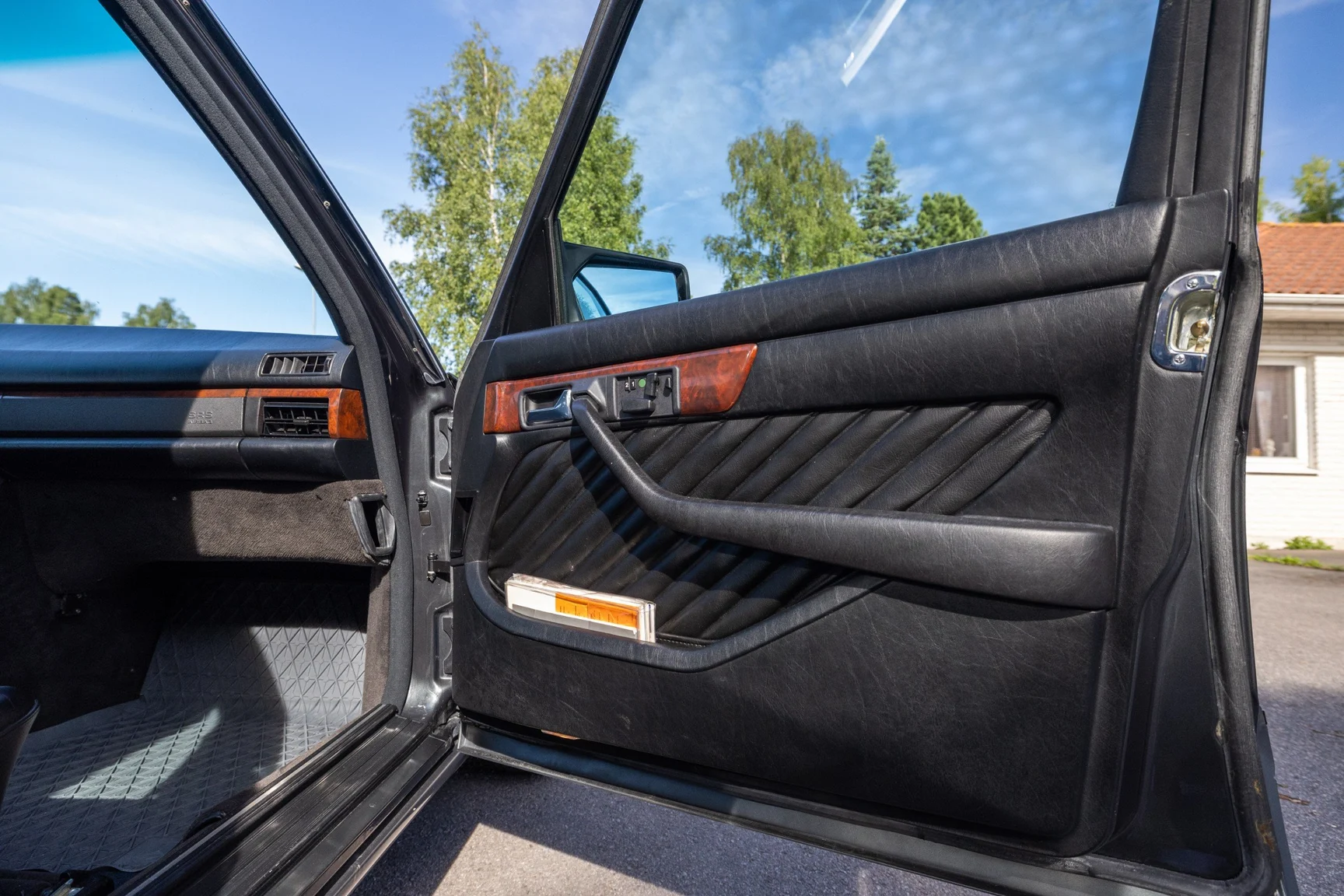 Innenraumfoto von 1989 Mercedes-Benz 560 SEL (30)