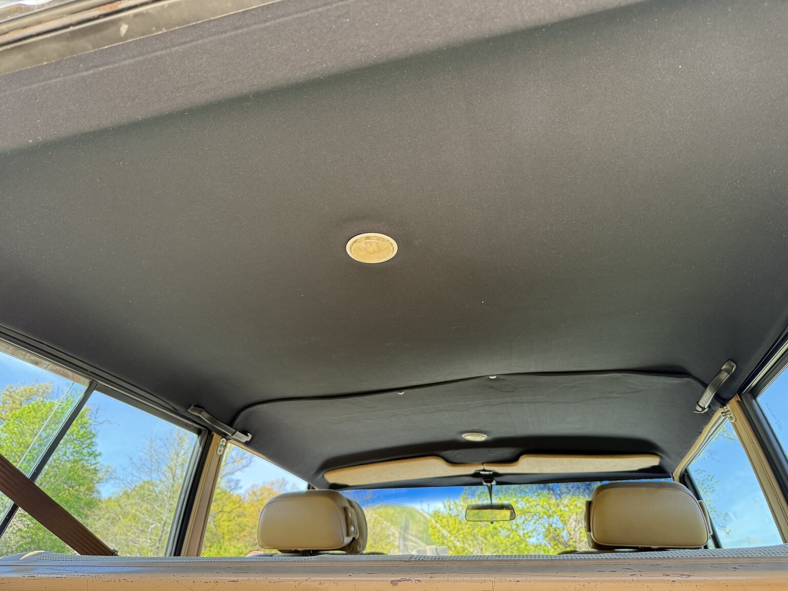 Interior image of 1985 Land Rover Range Rover 3.5 V8
