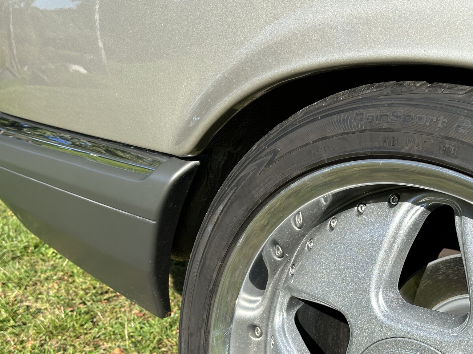 Aussenfoto 1986 Mercedes-Benz 500 SEC (56)
