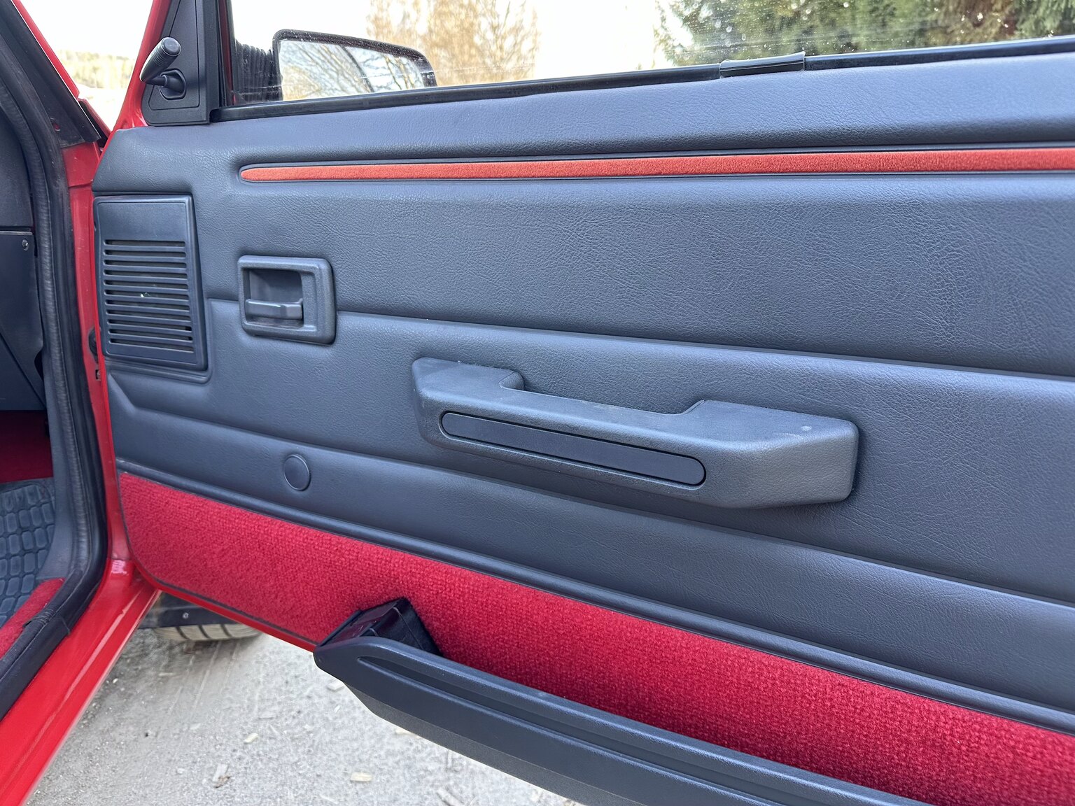 Interior image of 1989 Peugeot 205 GTI