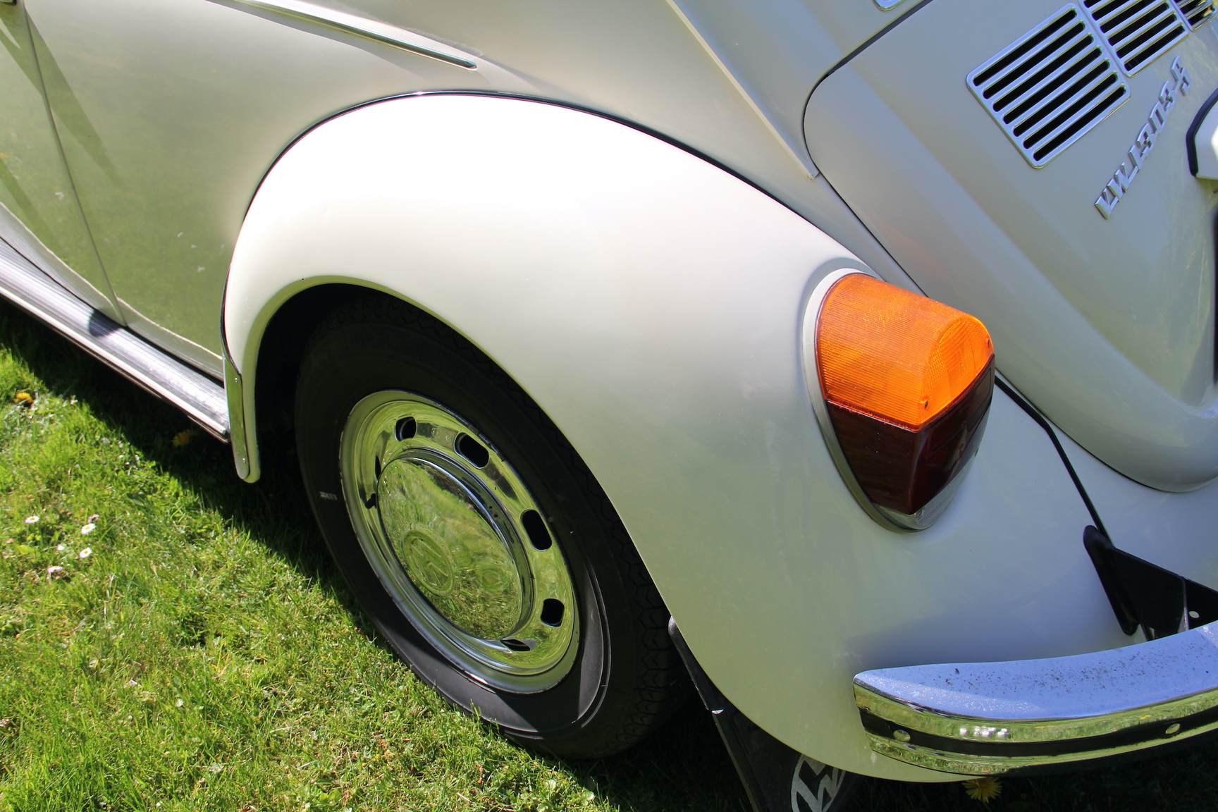 Aussenfoto 1974 Volkswagen Beetle 1303 S (55)