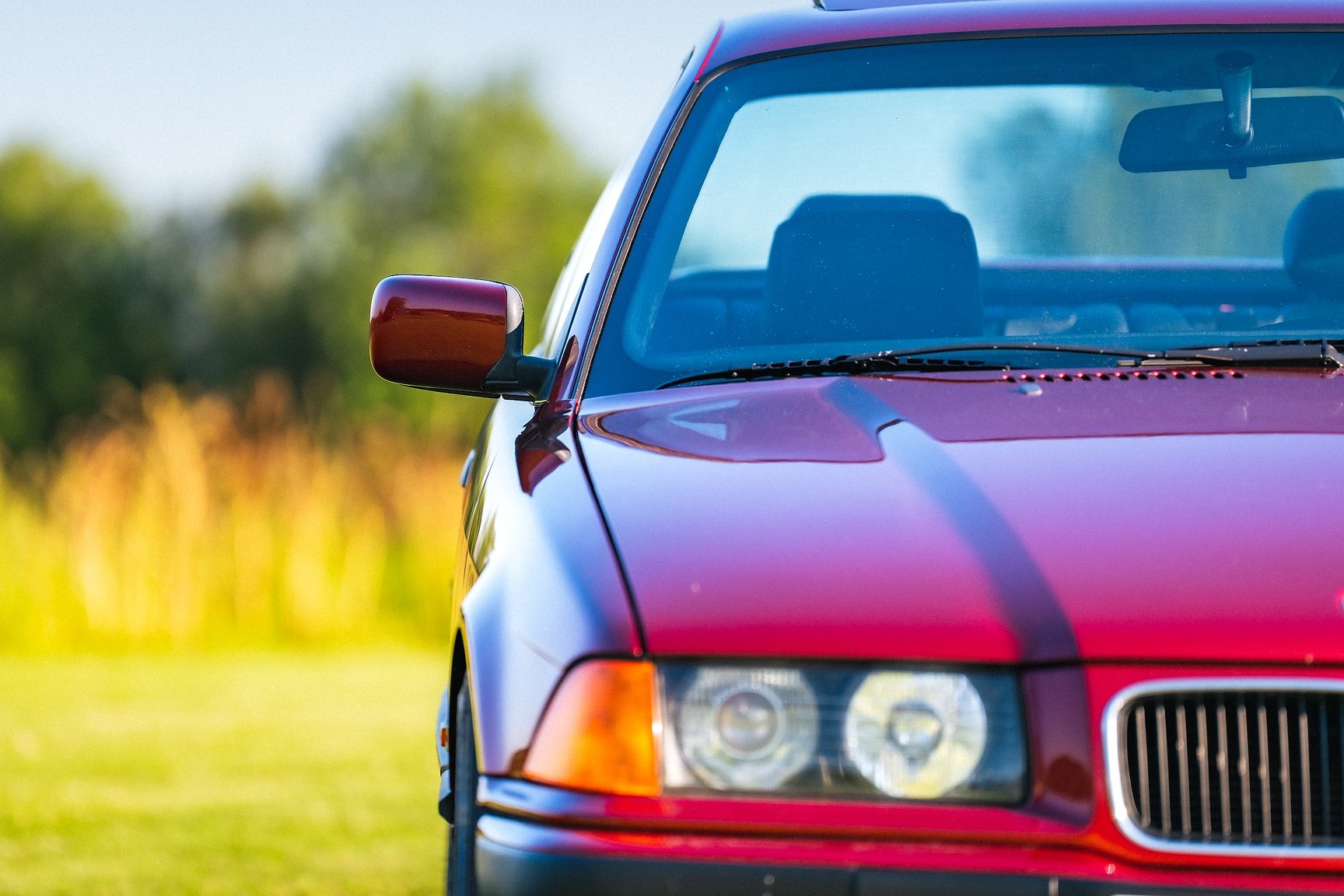 Exterior image of 1992 BMW 325i Coupé "No Reserve Auction"