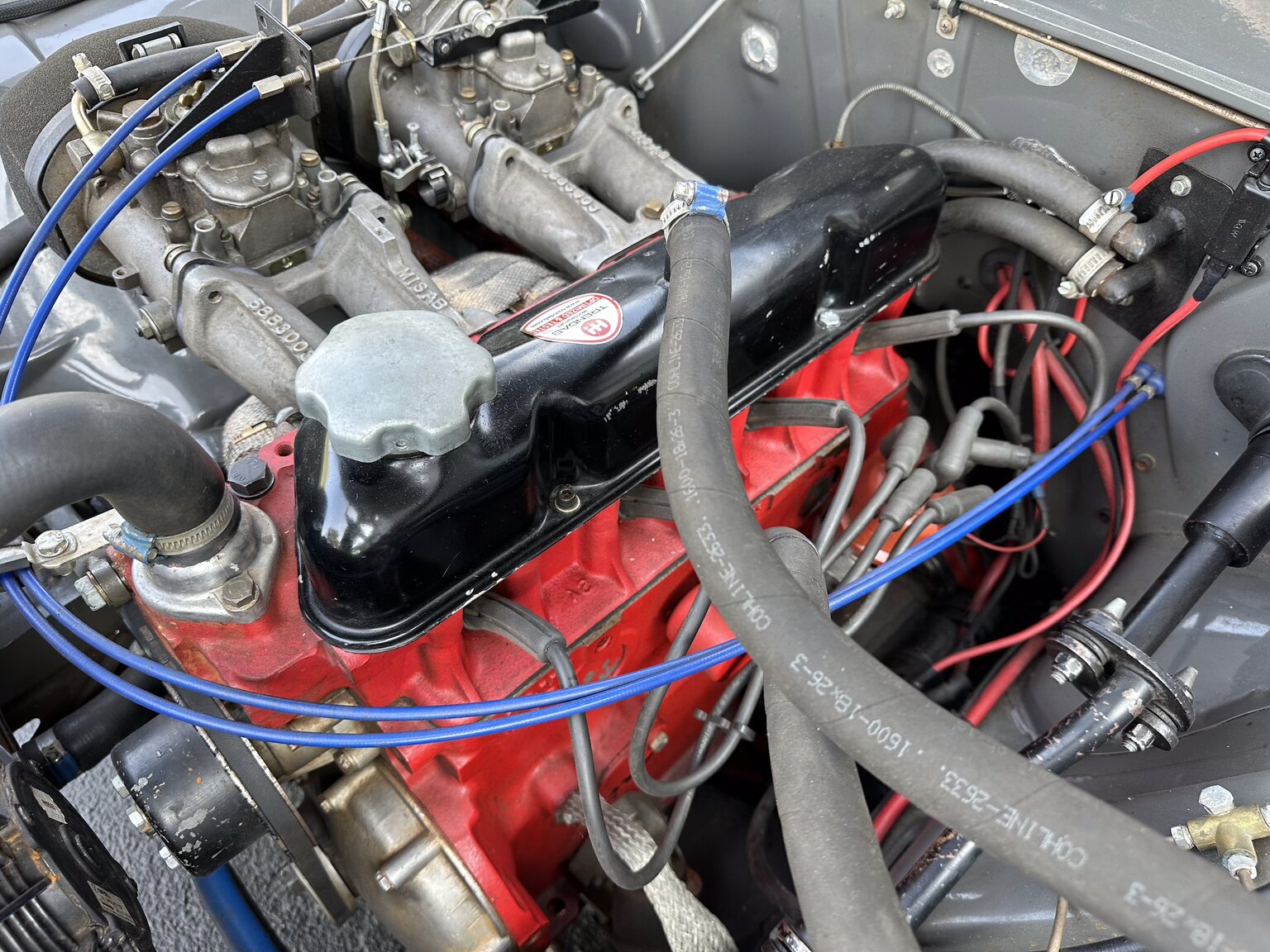 Image of 1969 Volvo 142 race car mechanics