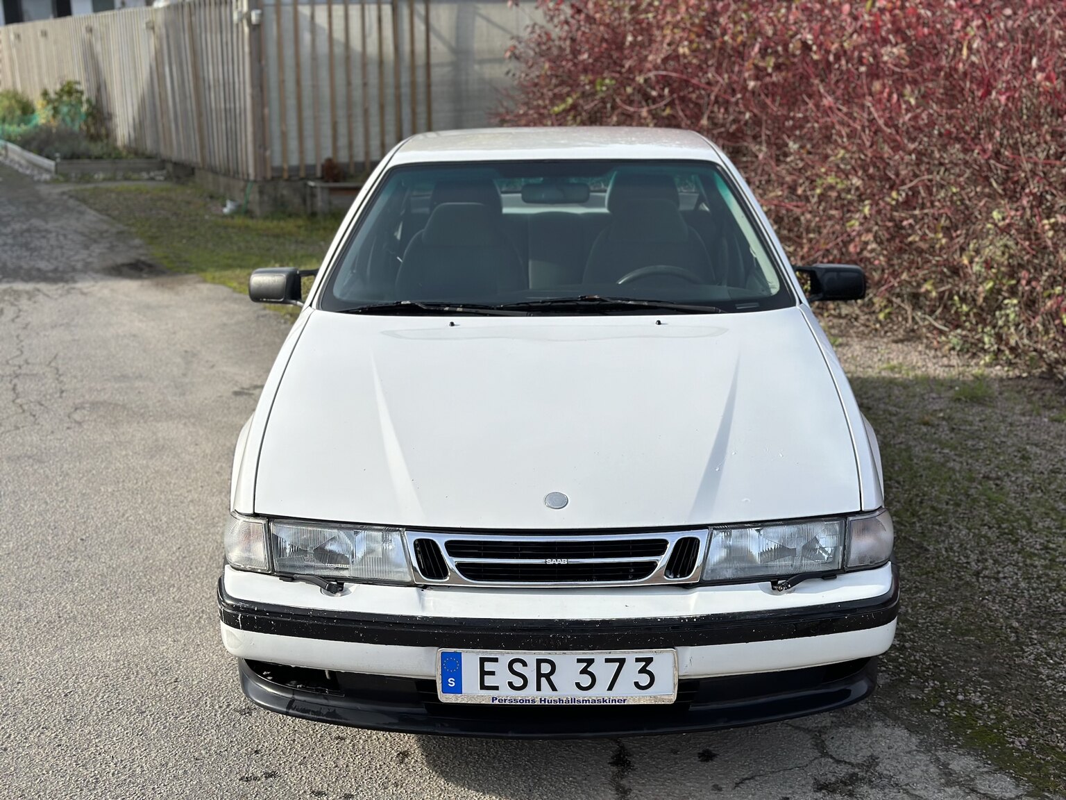 Exterior image of 1996 SAAB 9000