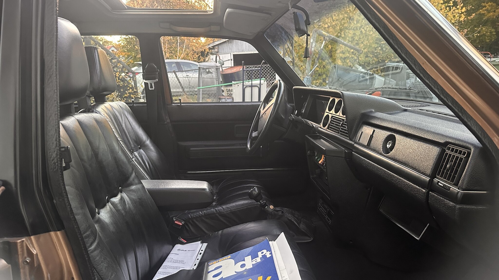 Interiörbild 1981 Volvo 244 GLE D6