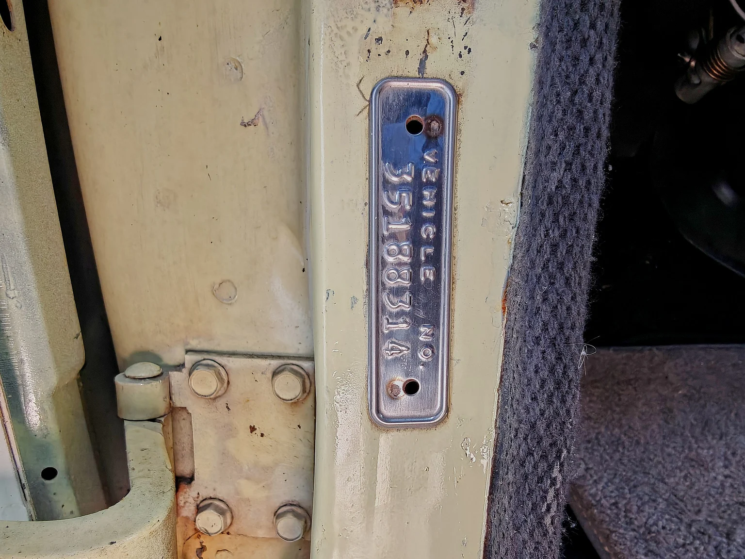 Interiörbild 1957 Dodge Royal (18)