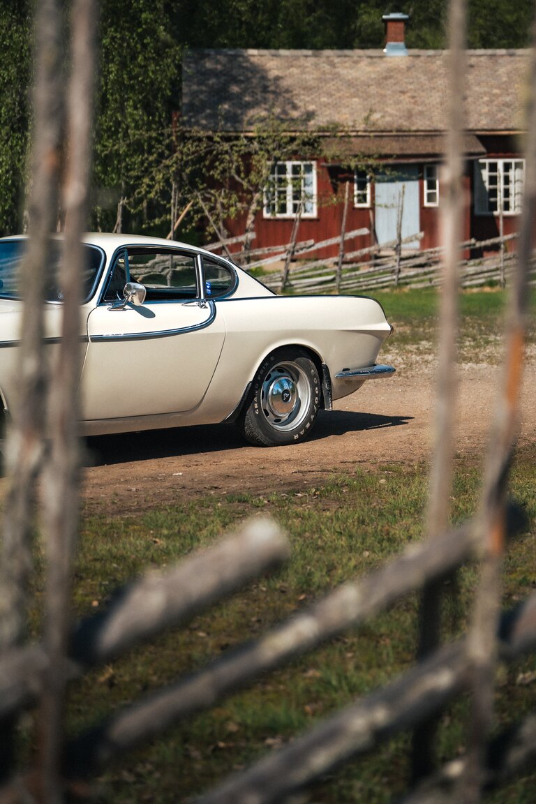 Exteriörbild på 1963 Volvo 1800 S (63)