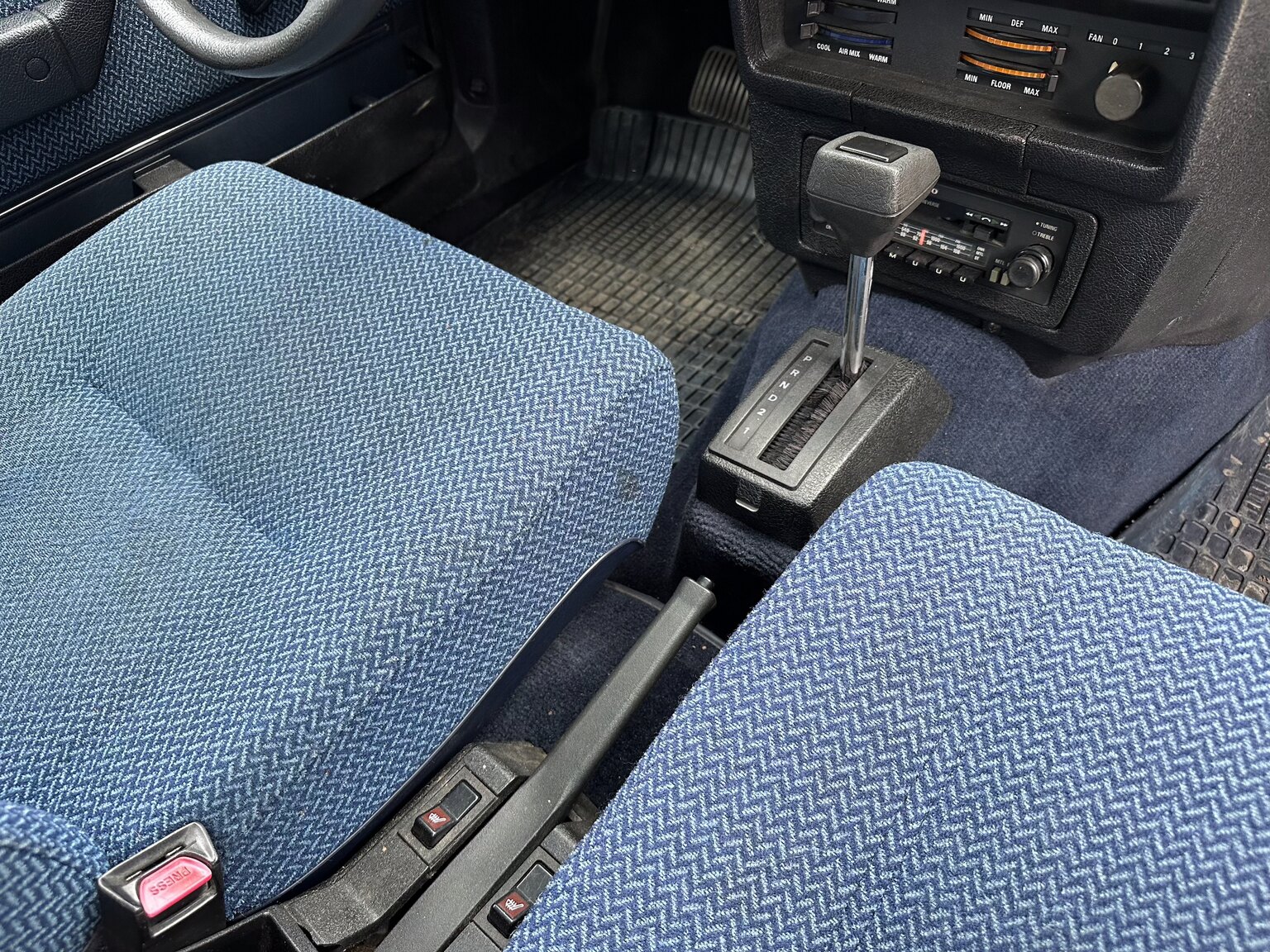 Interiörbild 1986 Volvo 244