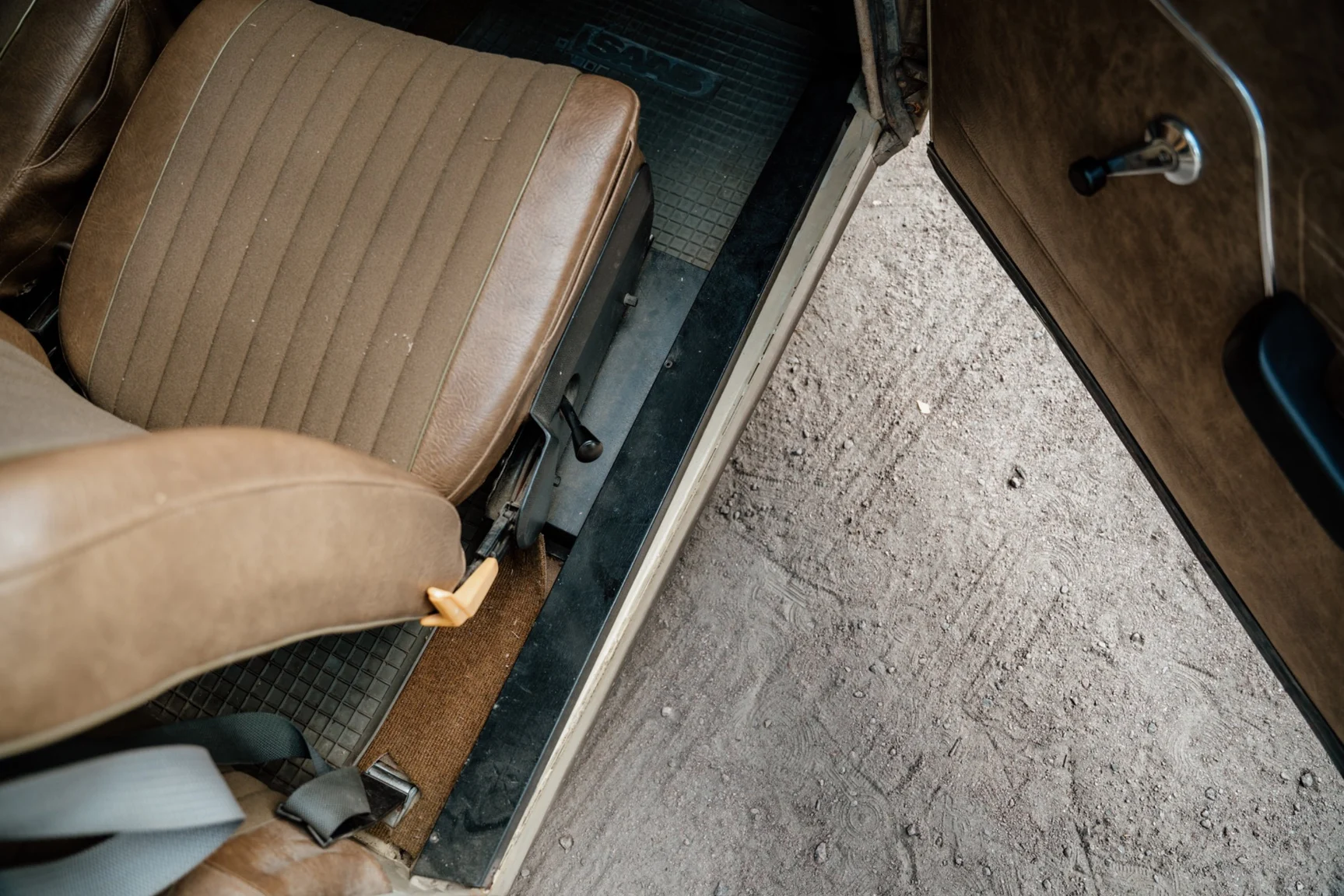 Innenraumfoto von 1971 Saab 96 (28)