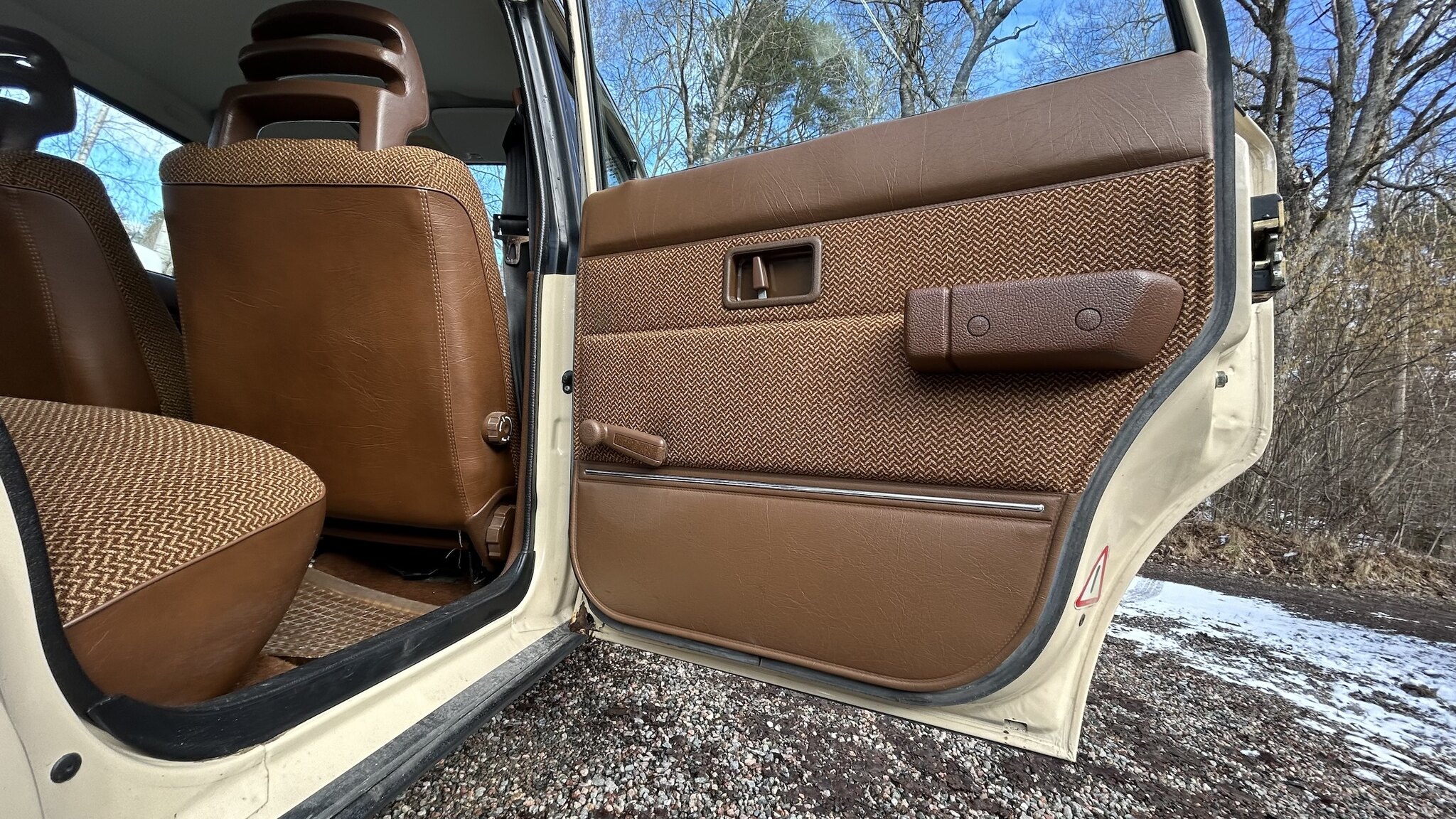 Interior image of 1987 Volvo 244