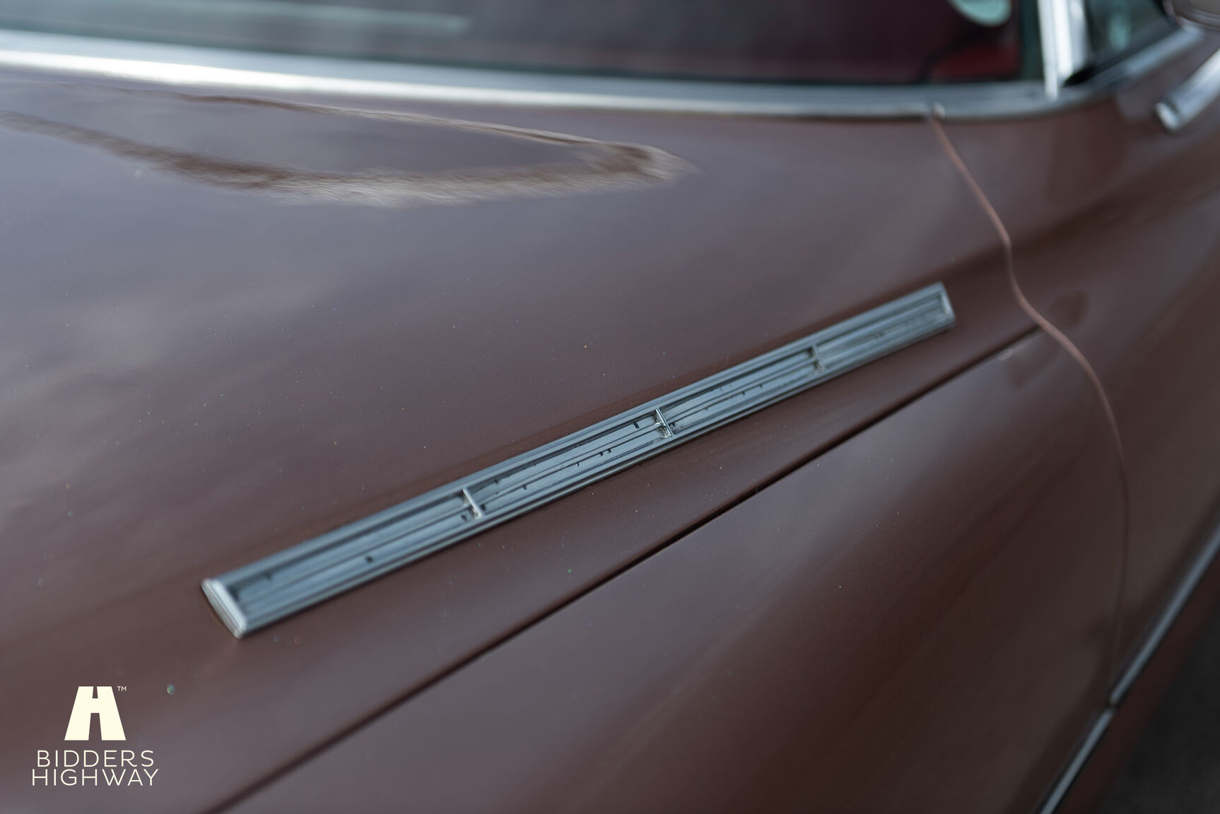 Exteriörbild på 1973 Buick Electra Custom 2D HT Coupe