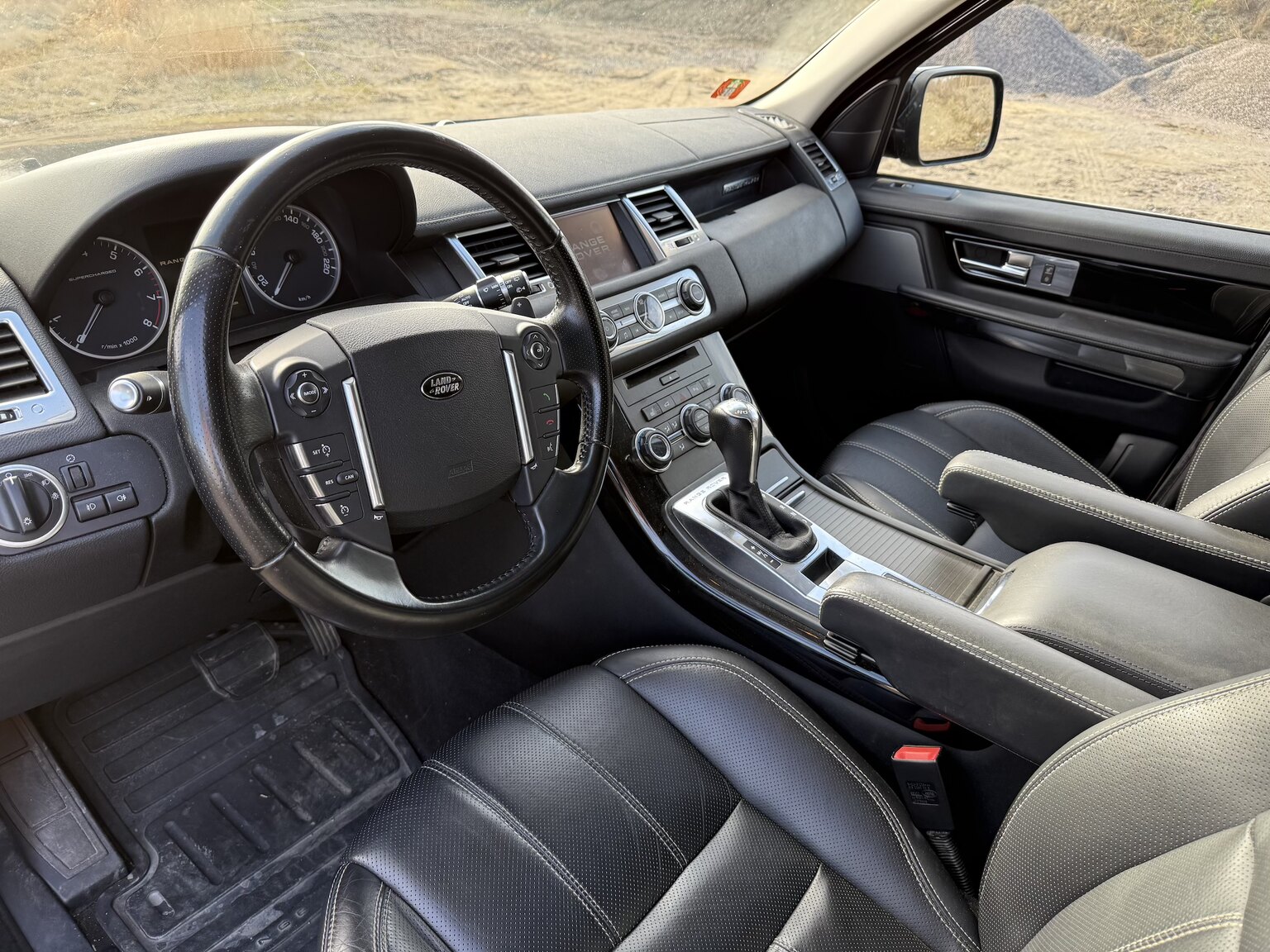 Interior image of 2012 Land Rover Range Rover Sport V8