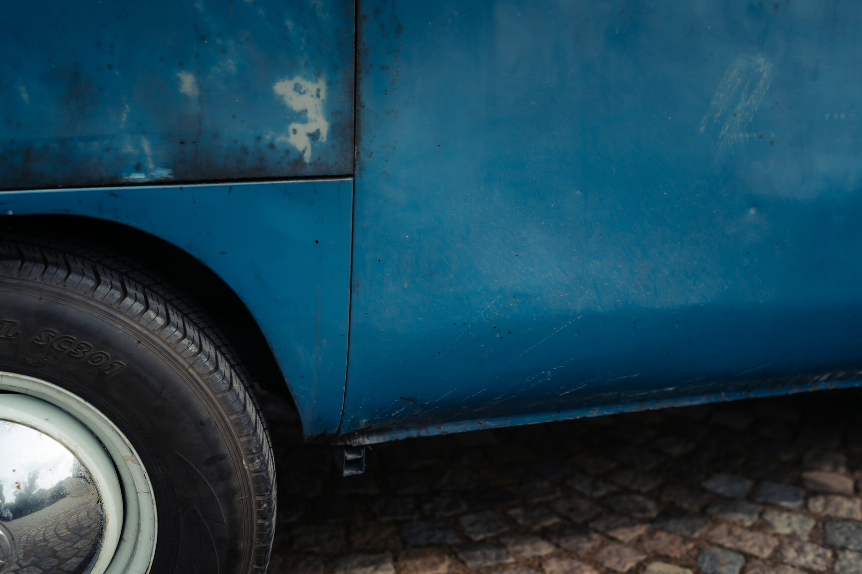 Aussenfoto 1964 Volkswagen Kleinbus Transporter 1500 Deluxe “21-fönsters Samba”