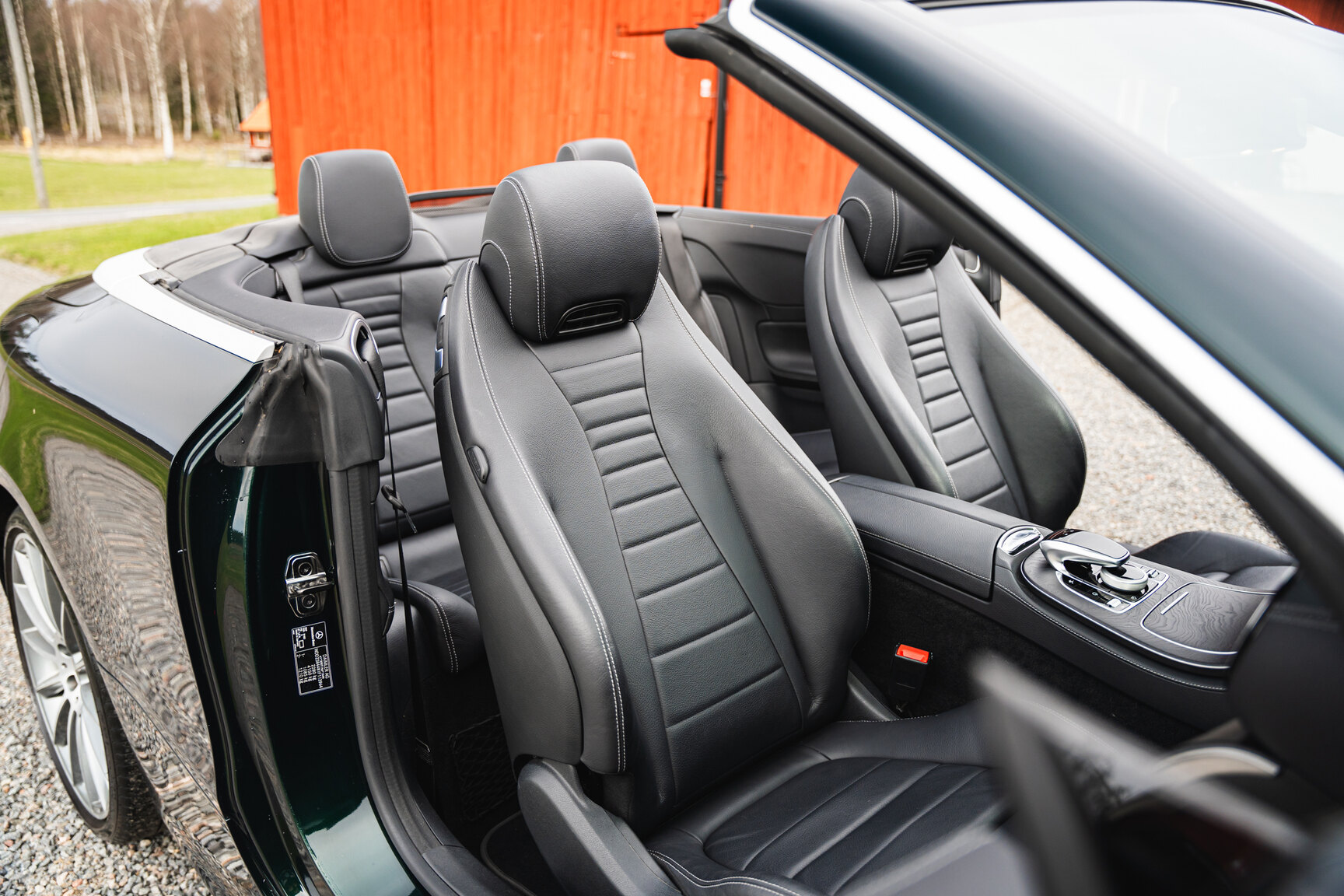 Interiörbild 2019 Mercedes-Benz E300 Cabriolet