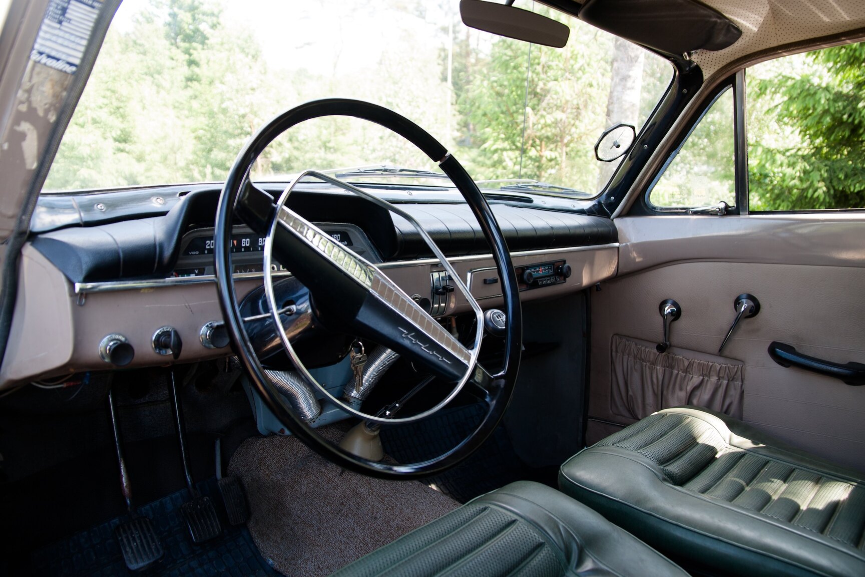 Interior image of 1962 Volvo Amazon (1)