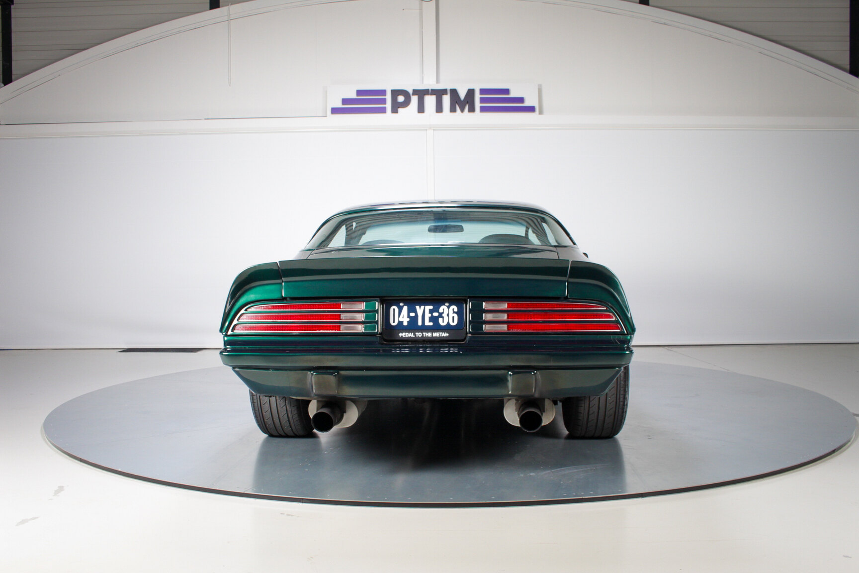 Exterior image of 1975 Pontiac Firebird Formula