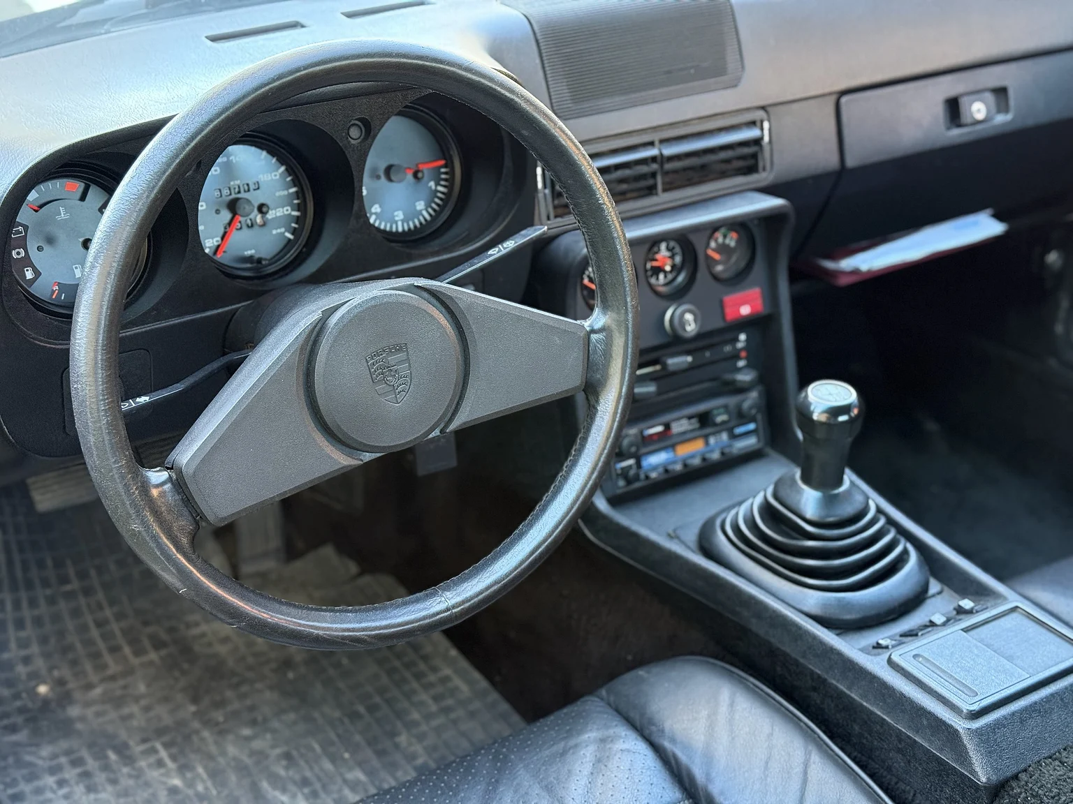Interiörbild 1979 Porsche 924  (2)