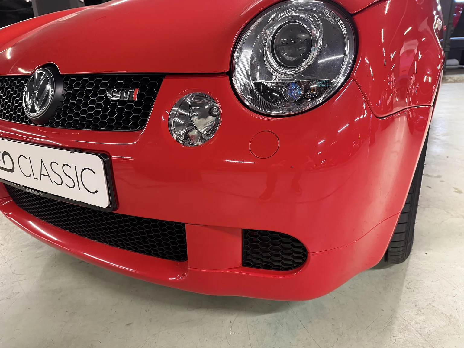 Exteriörbild på 2000 VW LUPO GTI 2001 (23)