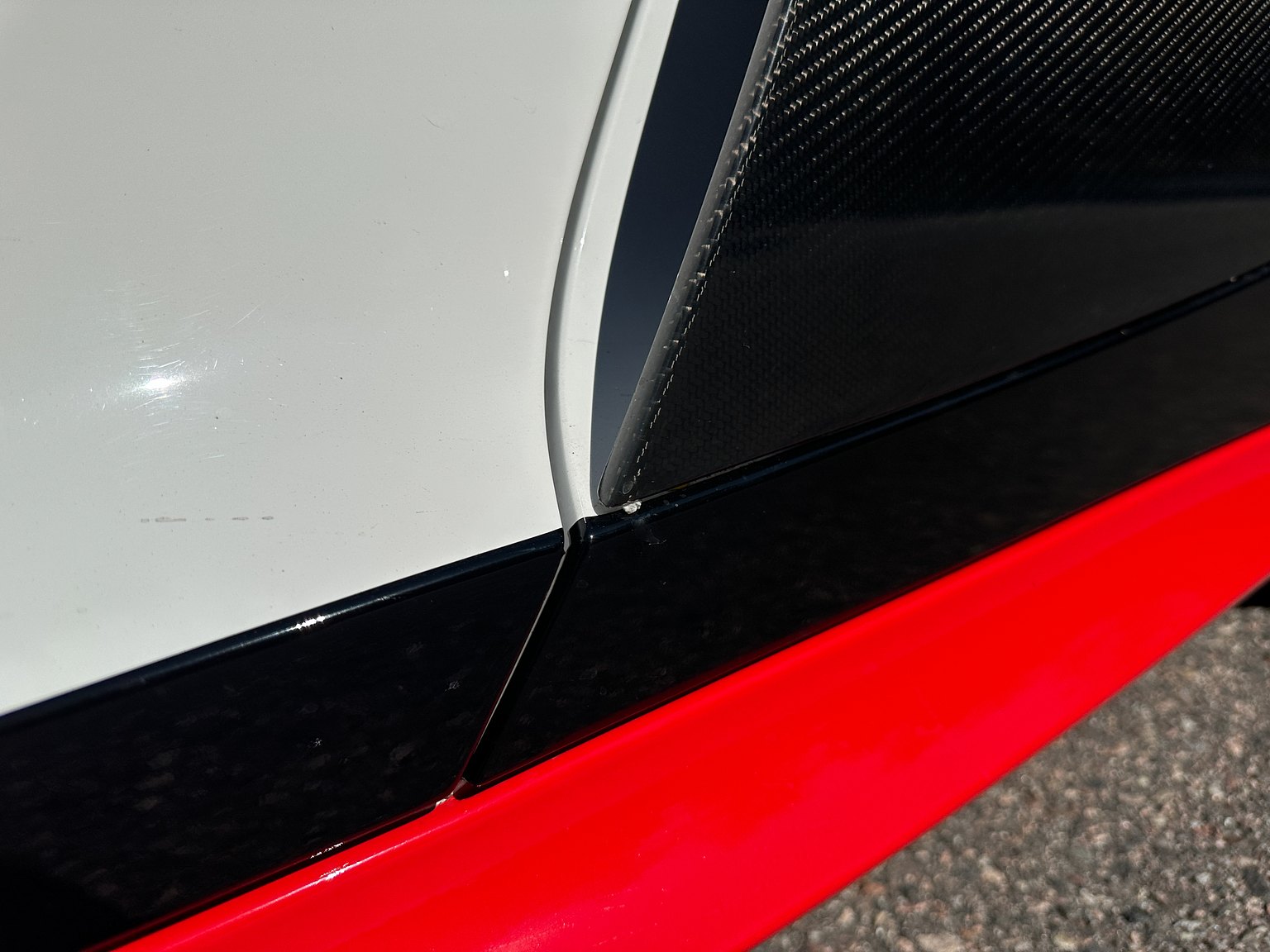 Exterior image of 2008 Audi R8 4.2 V8 Turbo Manuell