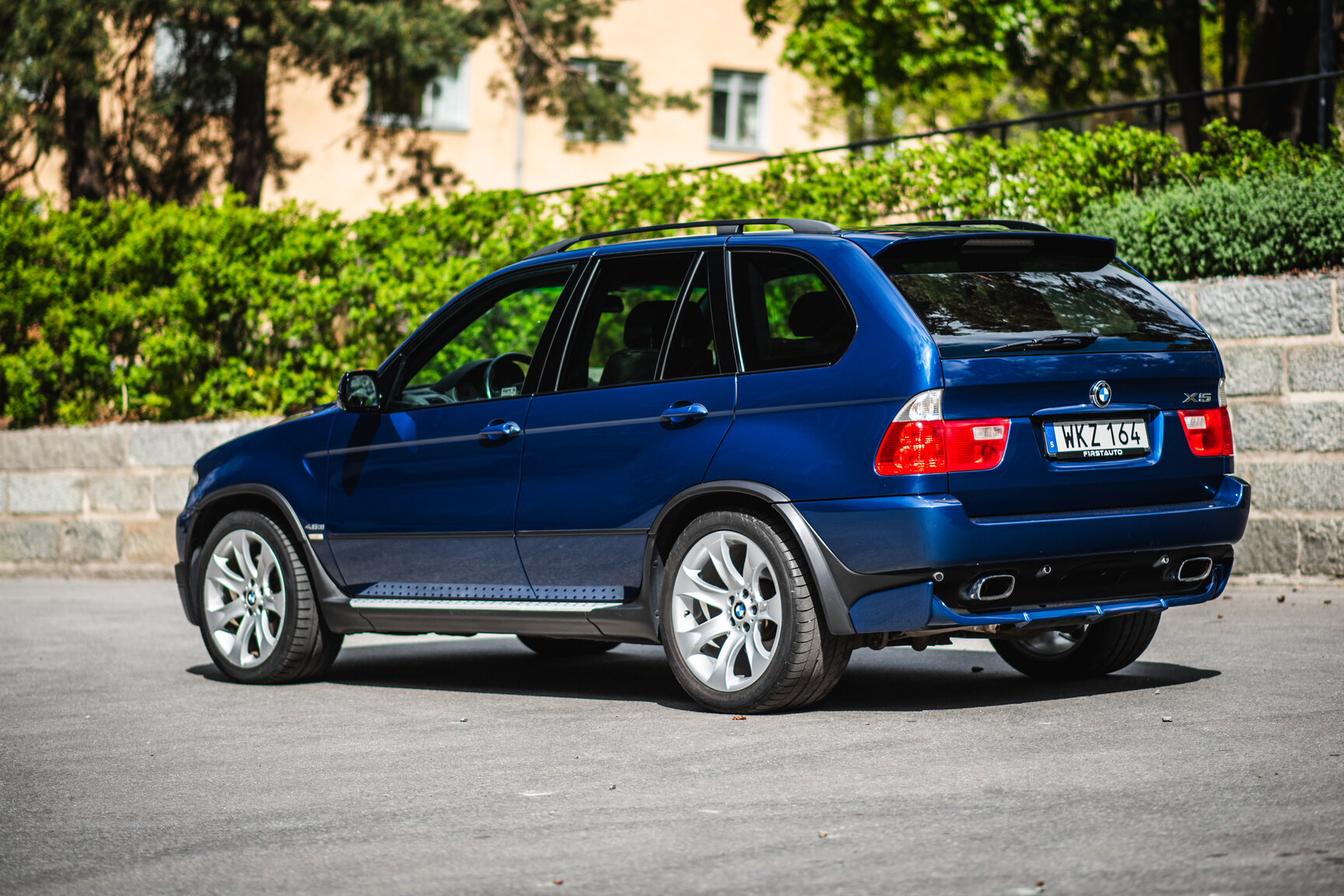 Exterior image of 2005 BMW X5 4.8iS E53 LCI