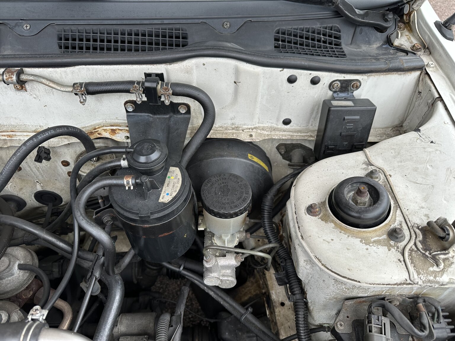 Image of 1988 Nissan Sunny (6) mechanics