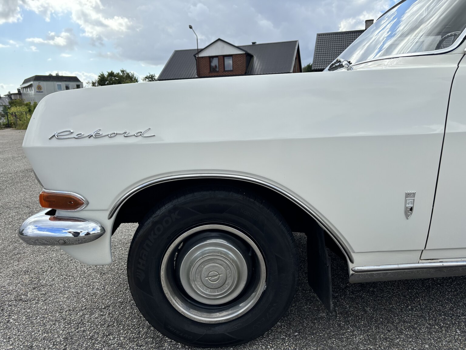 Exteriörbild på 1965 Opel Record Deluxe