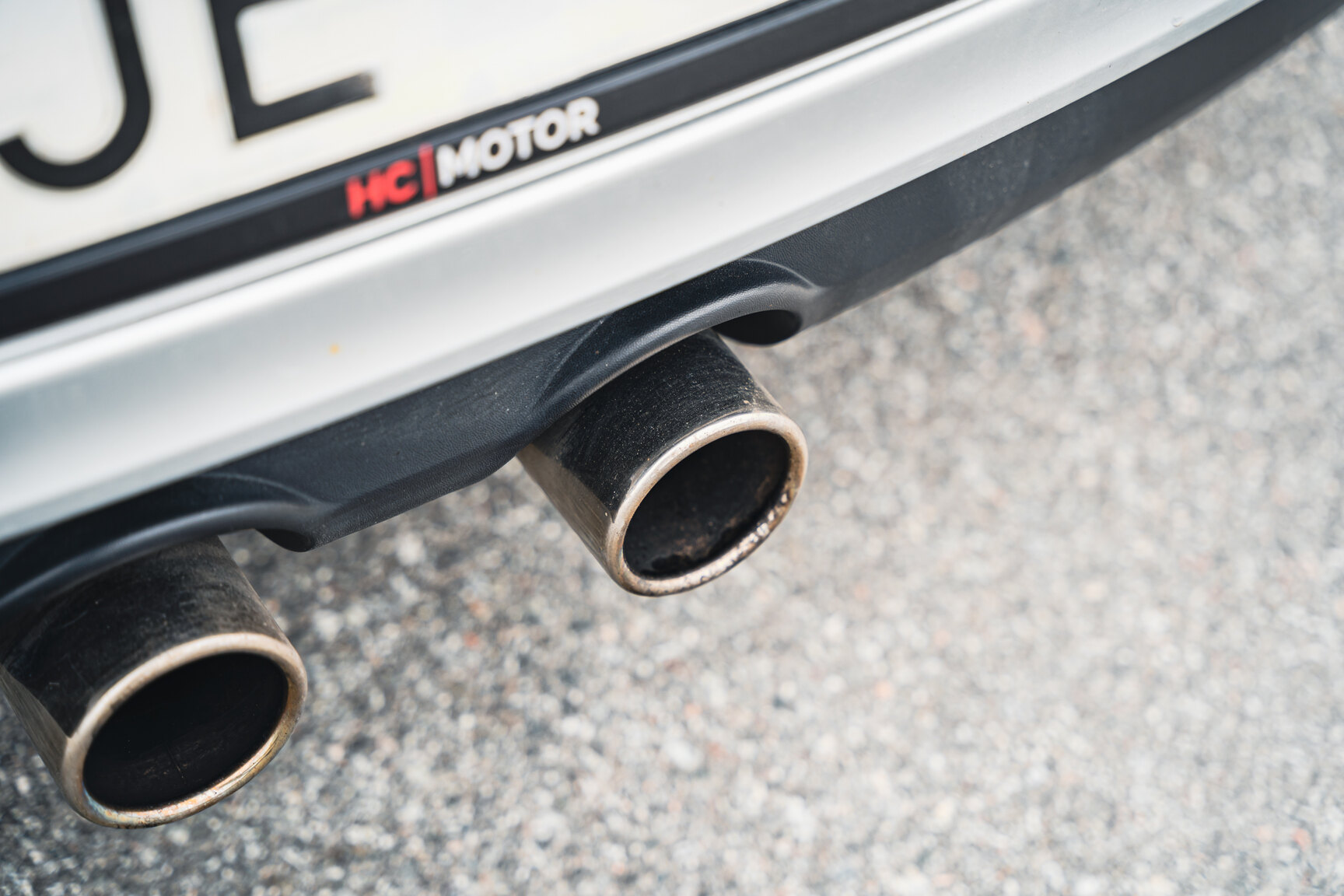 Aussenfoto 2007 Volkswagen Golf R32 (33)