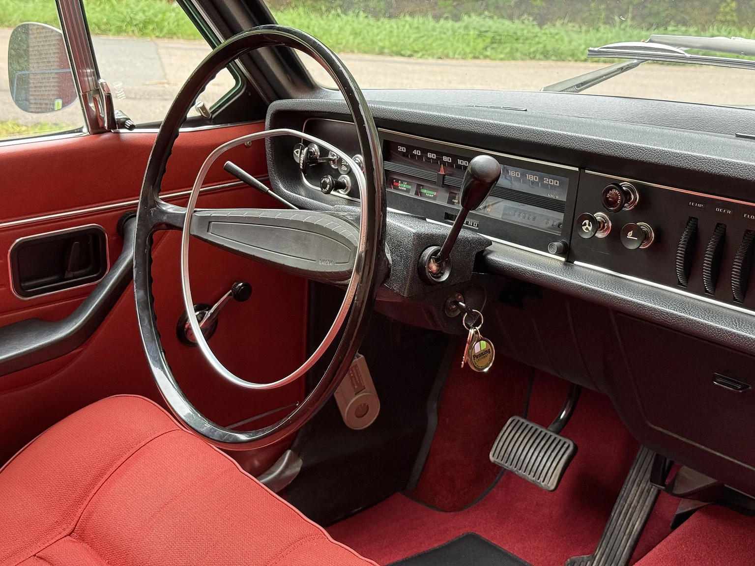 Interiörbild 1970 Volvo 142 2.0 Automatic (51)