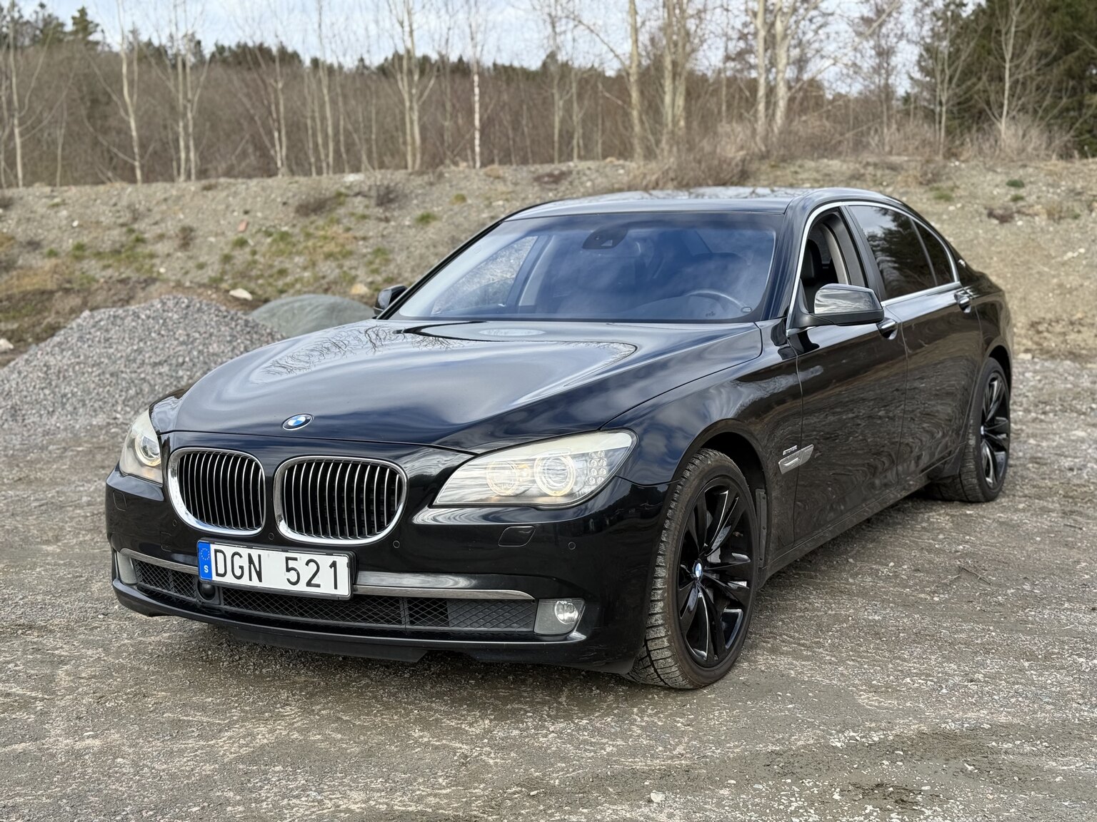Exteriörbild på 2009 BMW 750Li