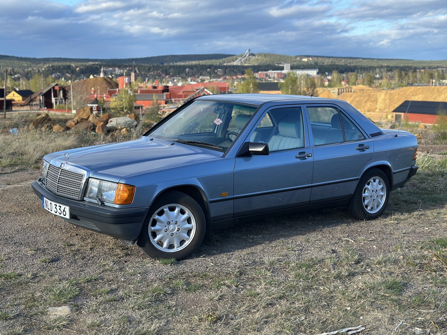 Exterior image of 1988 Mercedes-Benz 190 E
