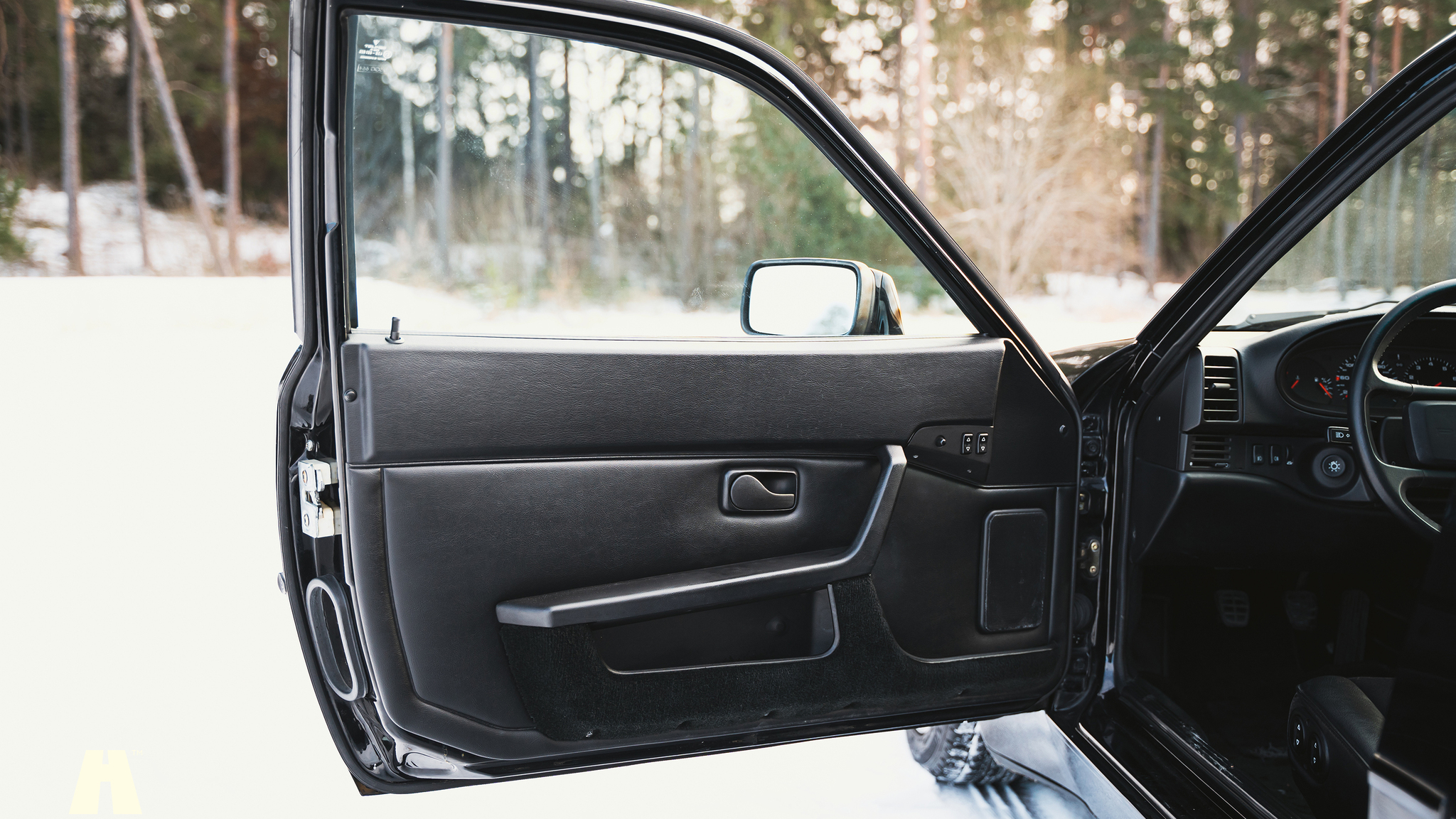 Innenraumfoto von 1990 Porsche 944 S2 (14)