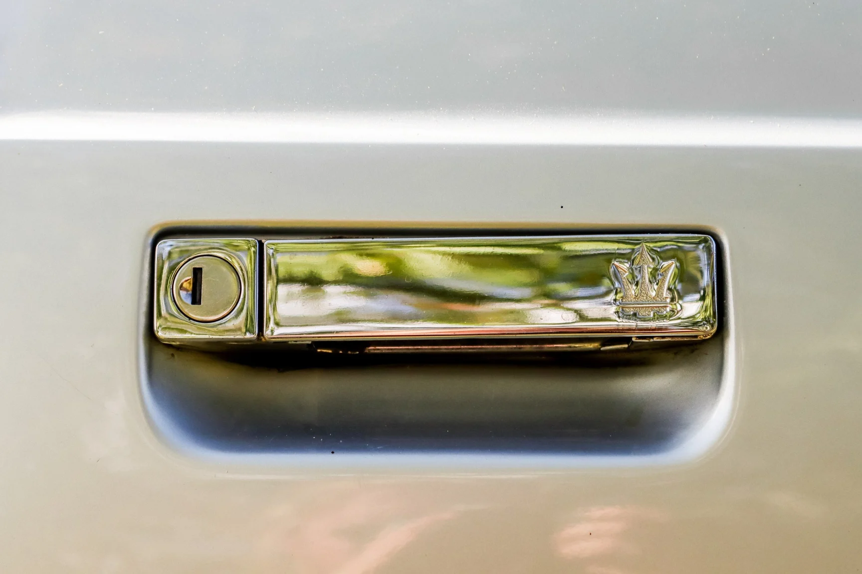 Exterior image of 1987 Maserati Biturbo i (38)