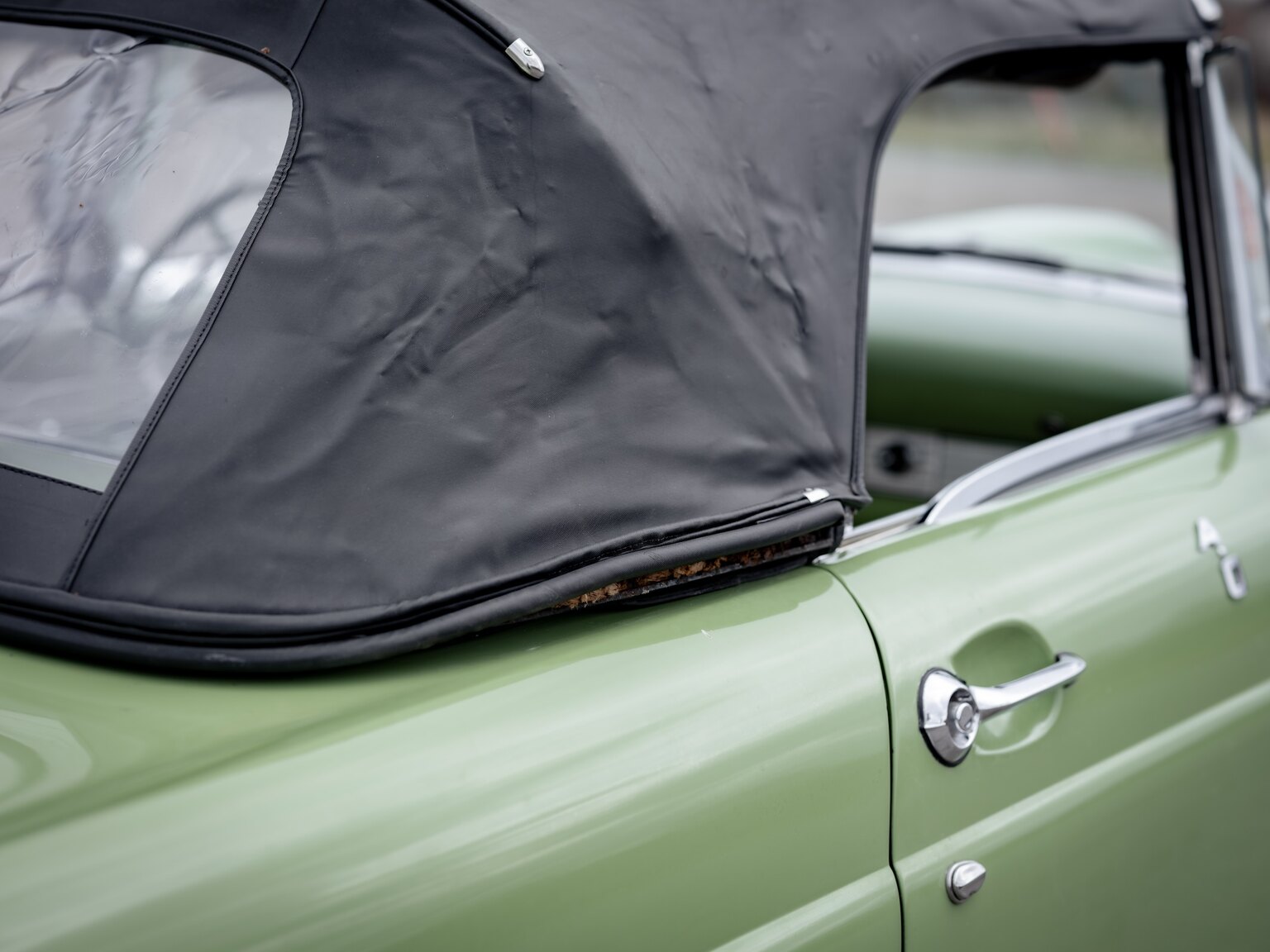 Exteriörbild på 1956 Ford Thunderbird (51)