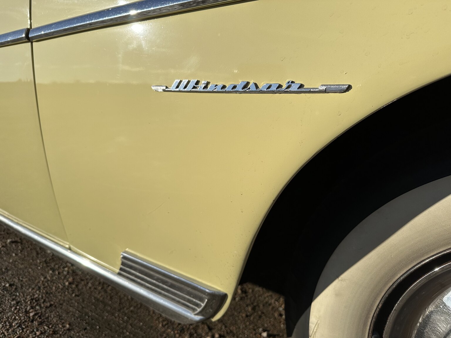 Exterior image of 1950 Chrysler Windsor Convertible (65)