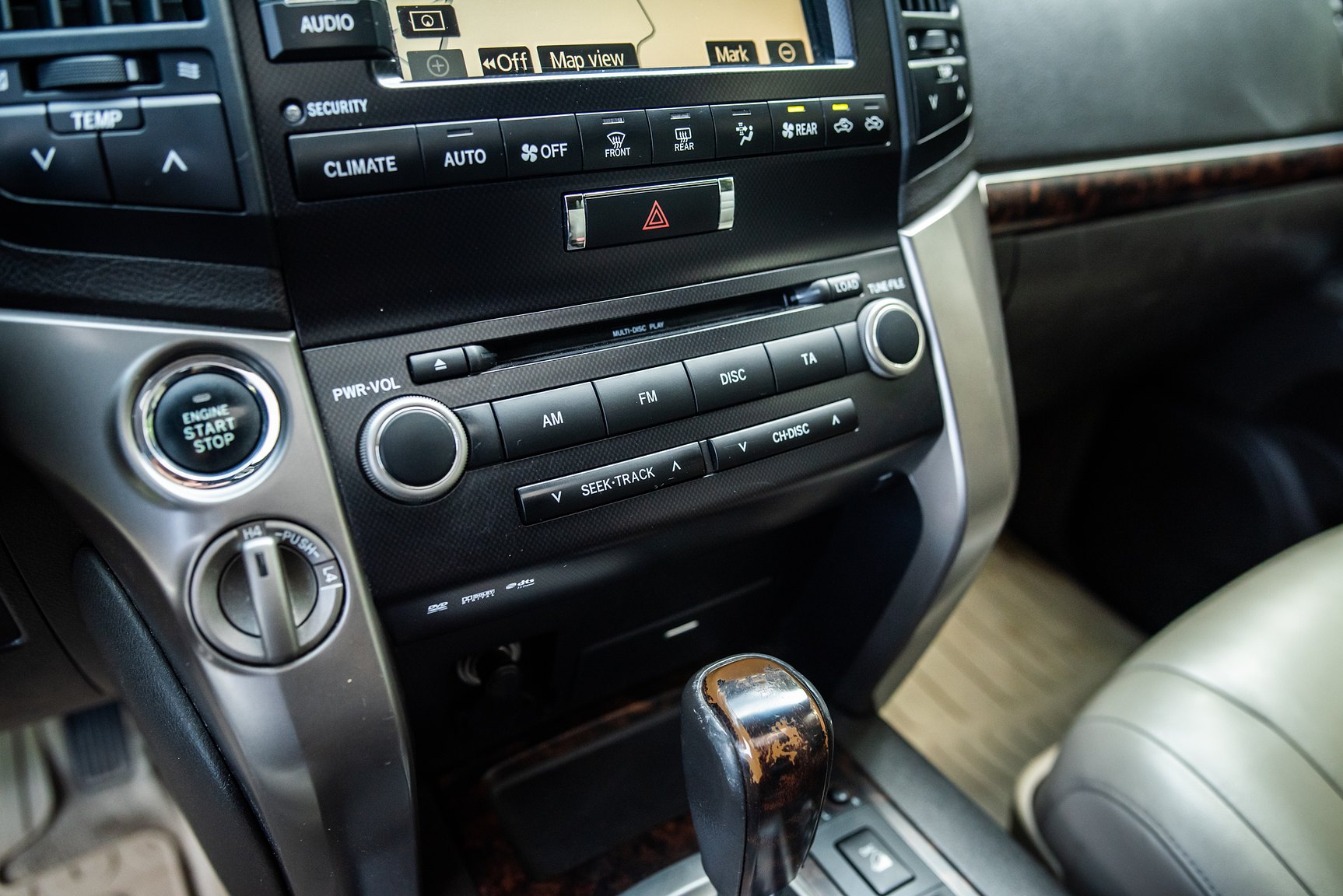 Interior image of 2008 Toyota Land Cruiser 4.5 4WD V8