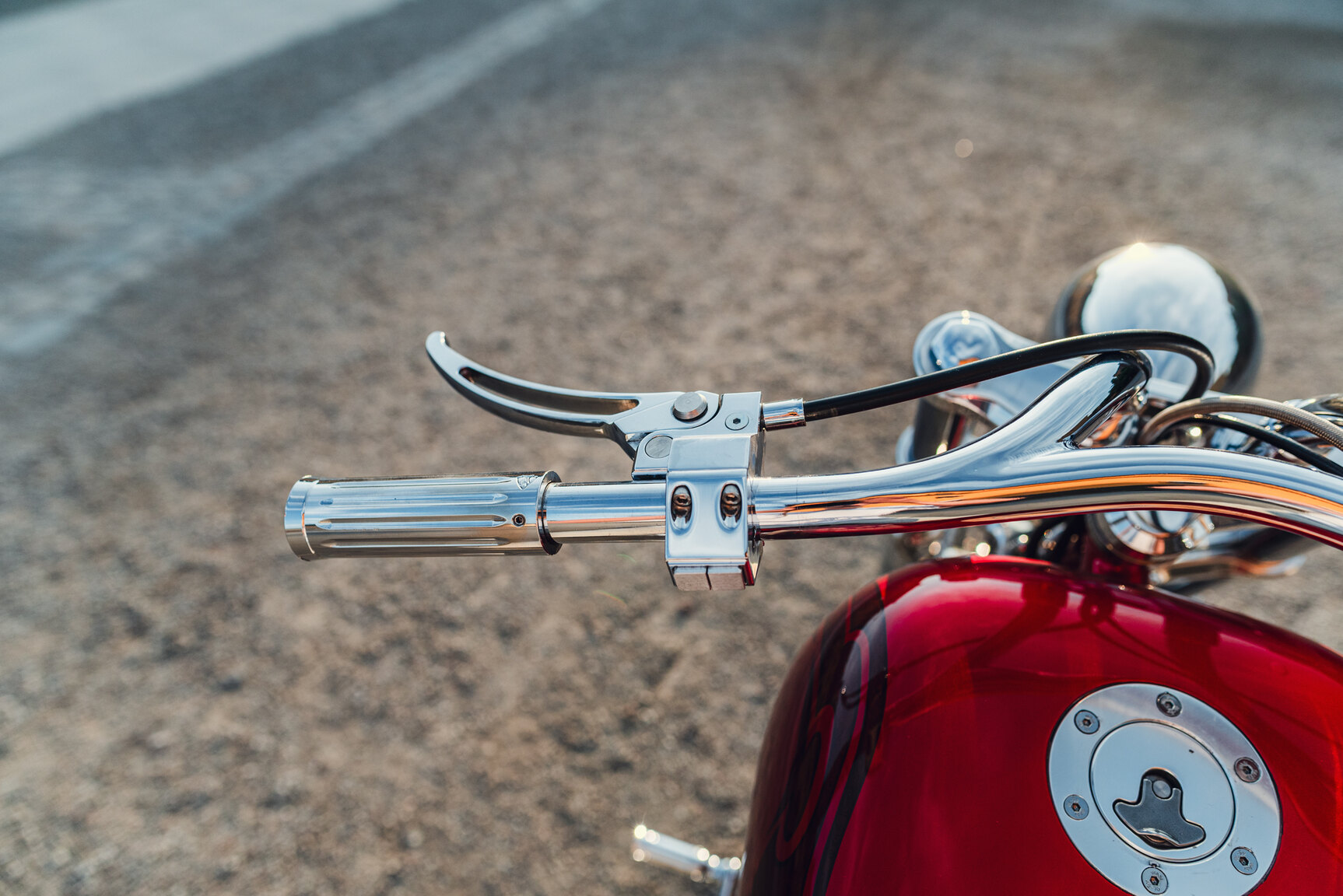 Exteriörbild på 2001 Unique Custom Cycles Red Inferno