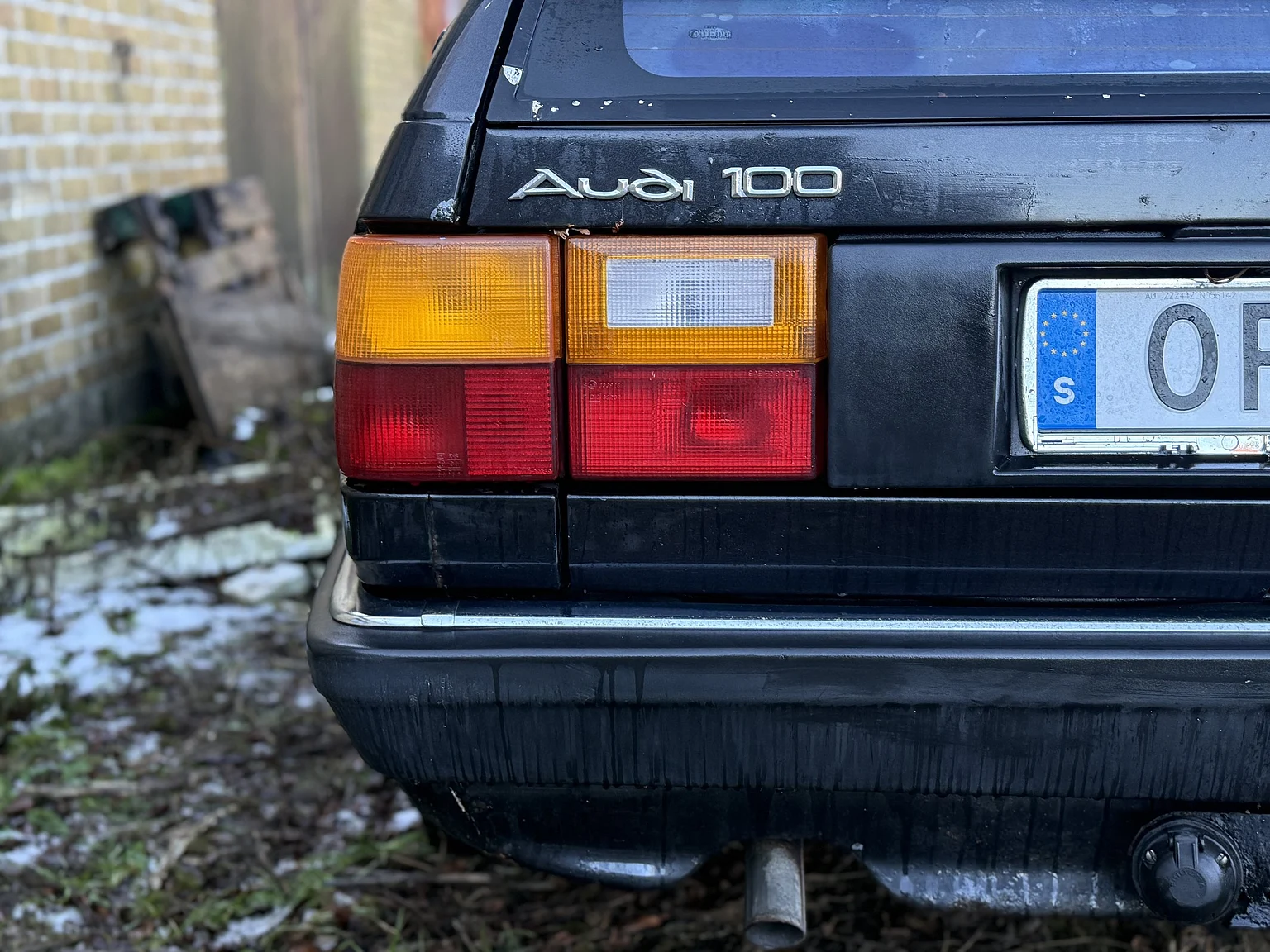 Exteriörbild på 1990 Audi 100 Avant (23)