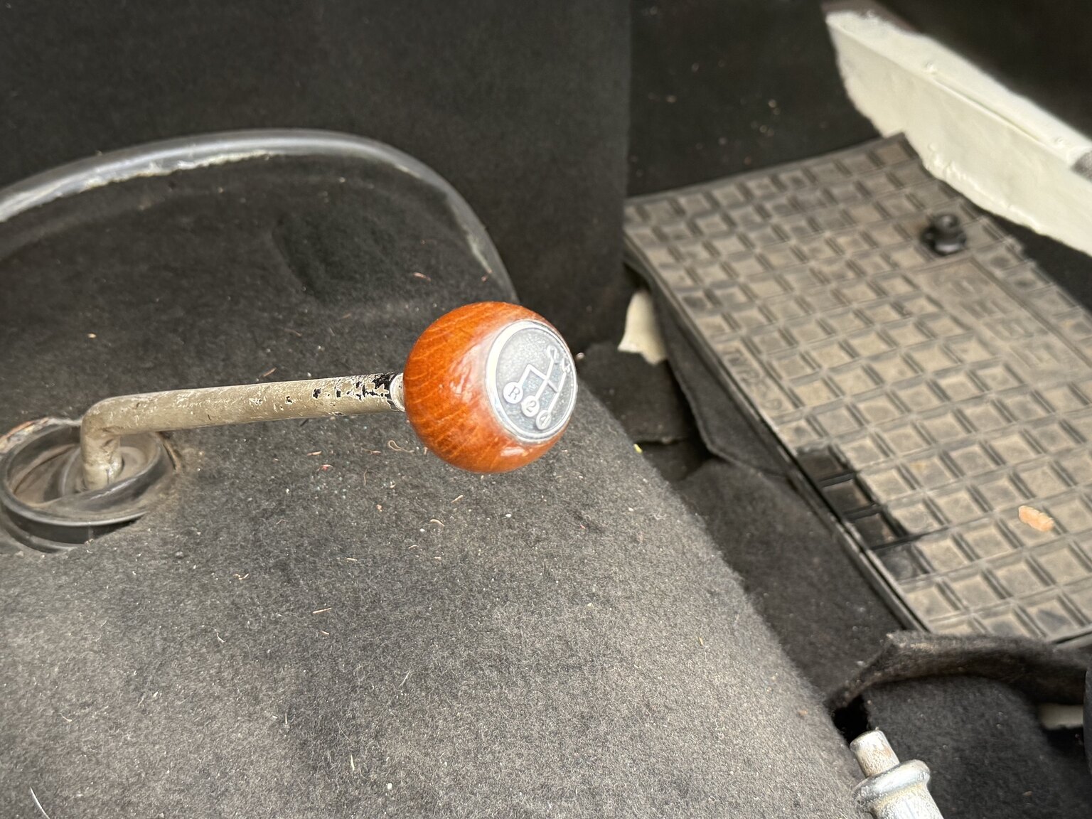 Interior image of 1958 Austin-Healey 100-6