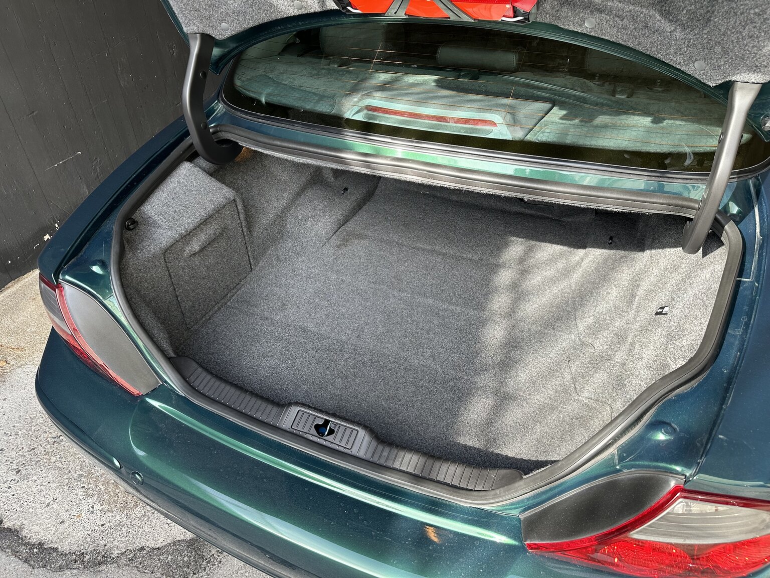 Interior image of 2003 Jaguar S-Type R