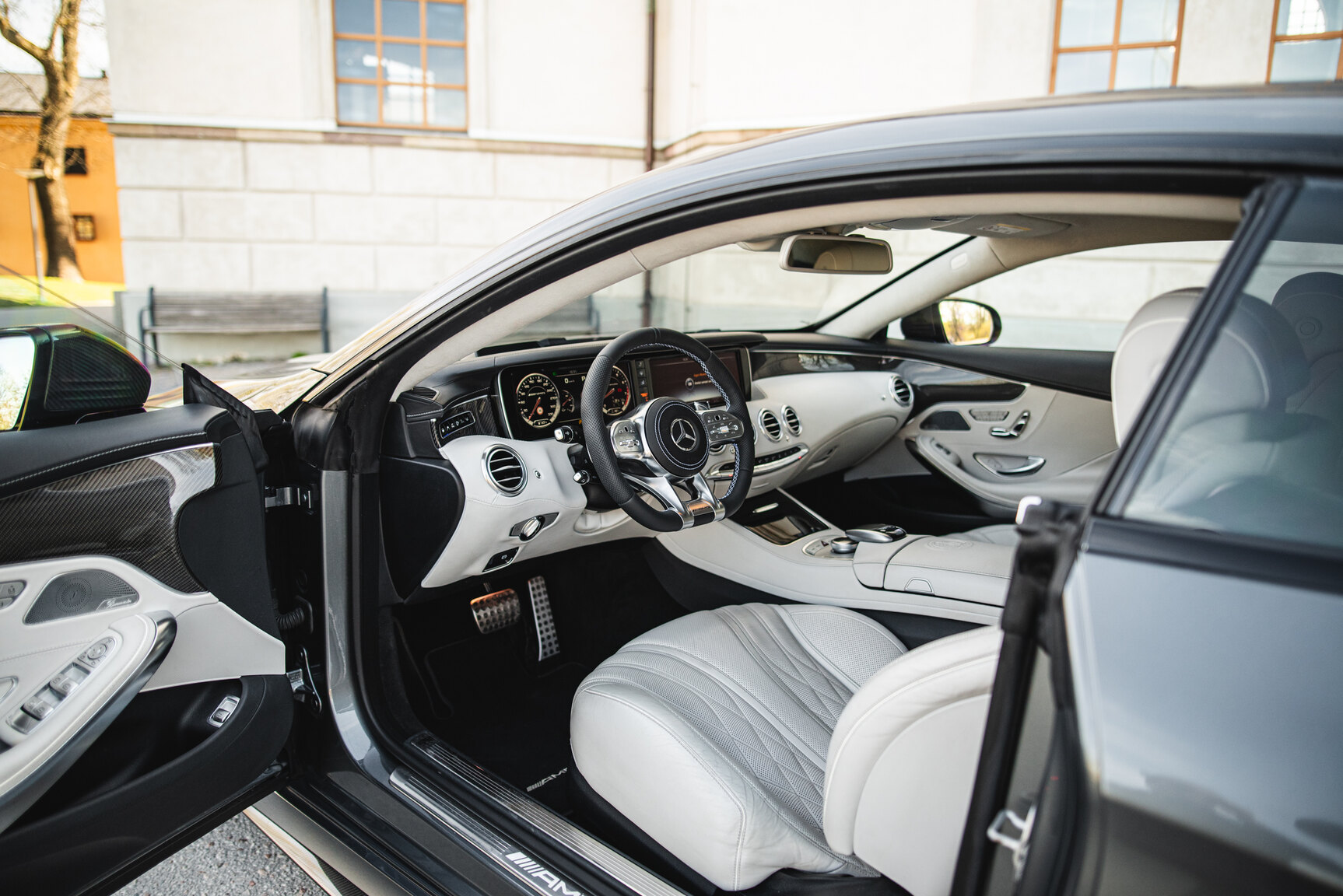 Interior image of 2016 Mercedes-Benz S63 AMG 4MATIC Coupé