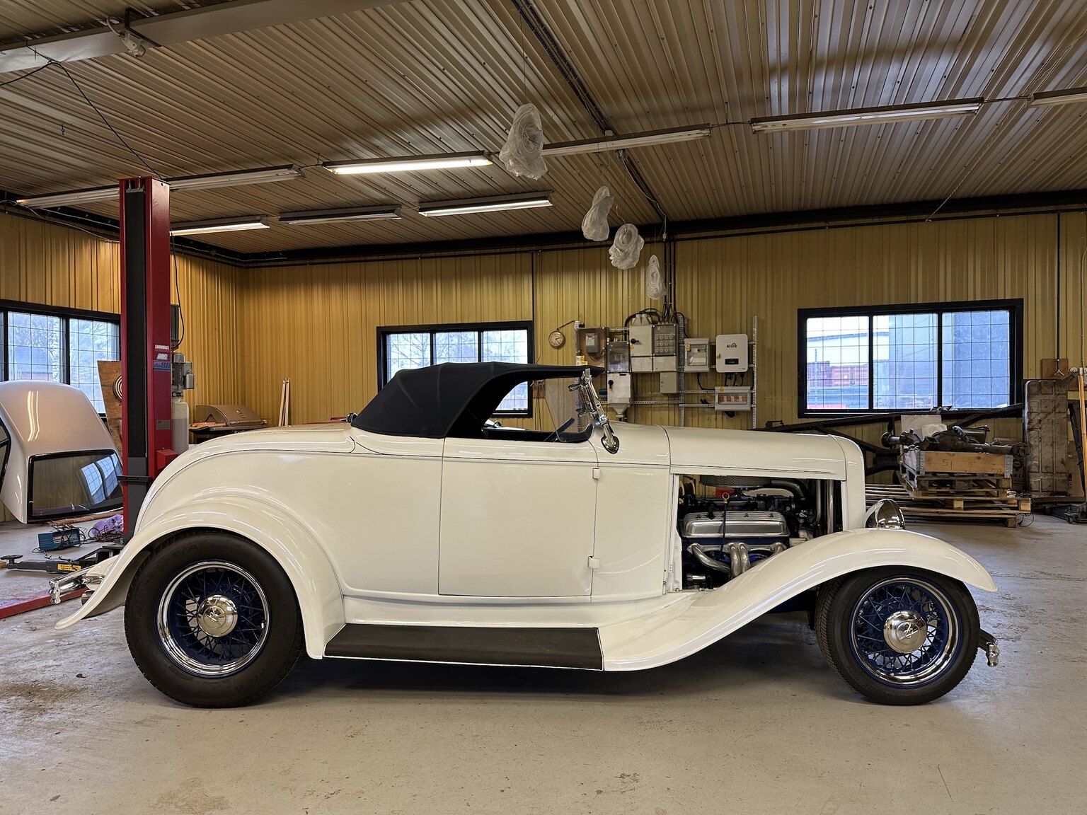 Exteriörbild på 1932 Custom Ford Rod White Ice