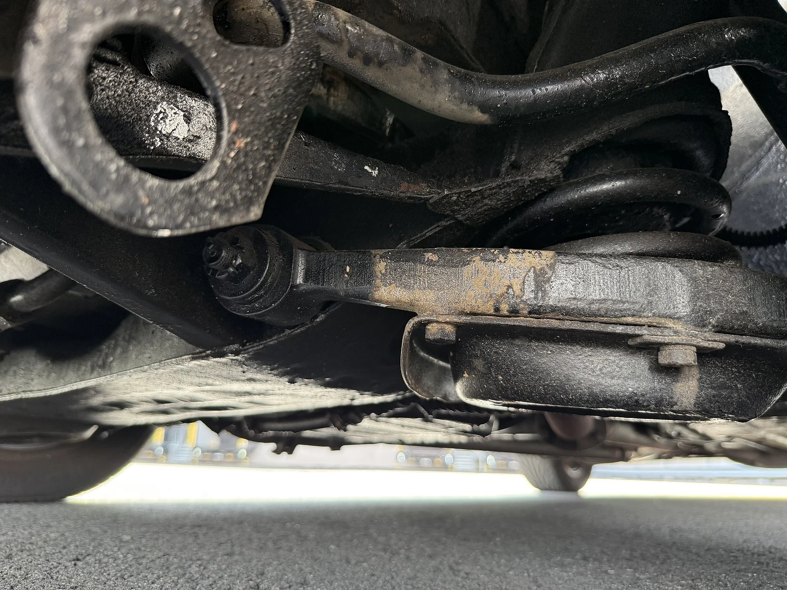 Image of 1985 Jaguar XJS HE mechanics (22)