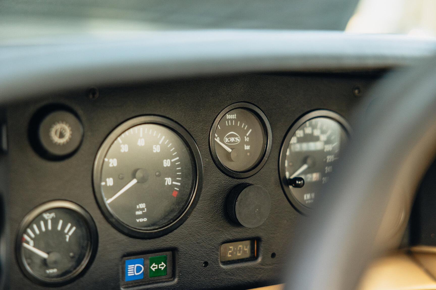 Interior image of 1989 Lotus Esprit Turbo 