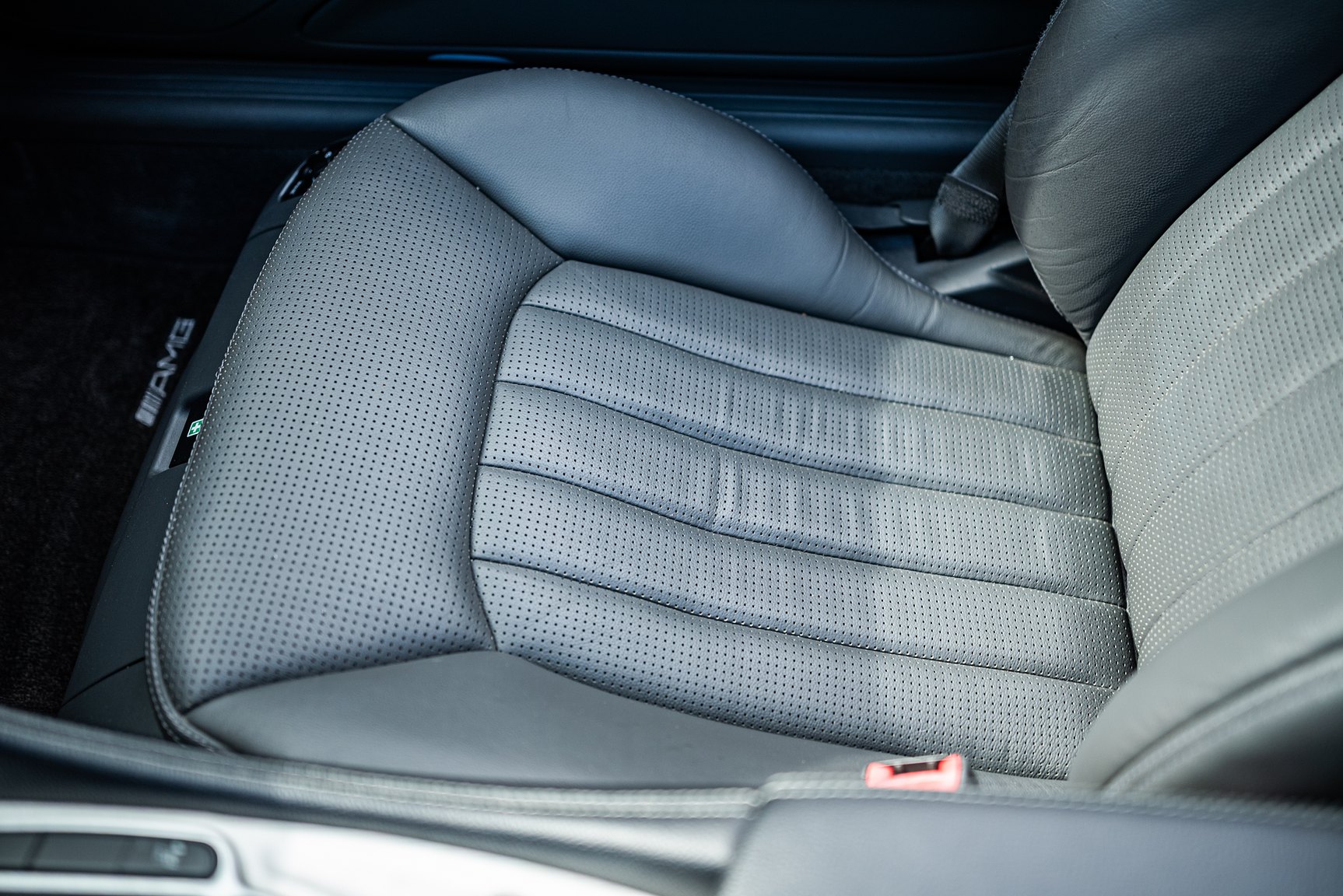 Interior image of 2002 Mercedes SL 55 AMG