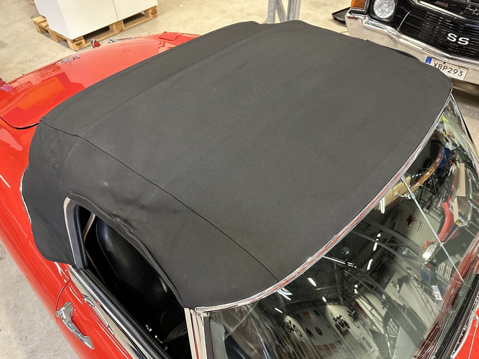 Exterior image of 1965 Jaguar E-Type Series 1 (68)