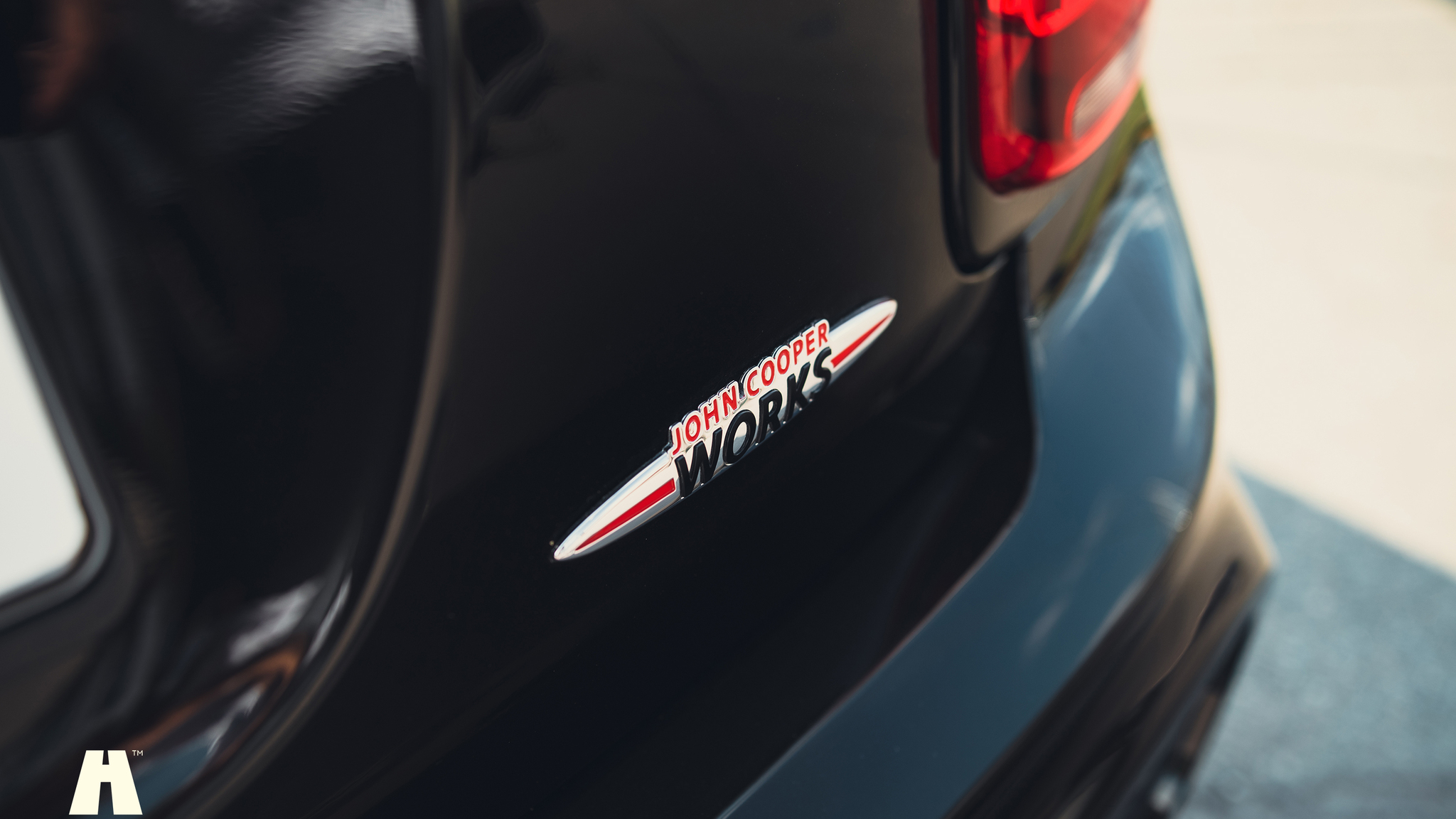 Exteriörbild på 2021 Mini John Cooper Works Cabriolet  (28)