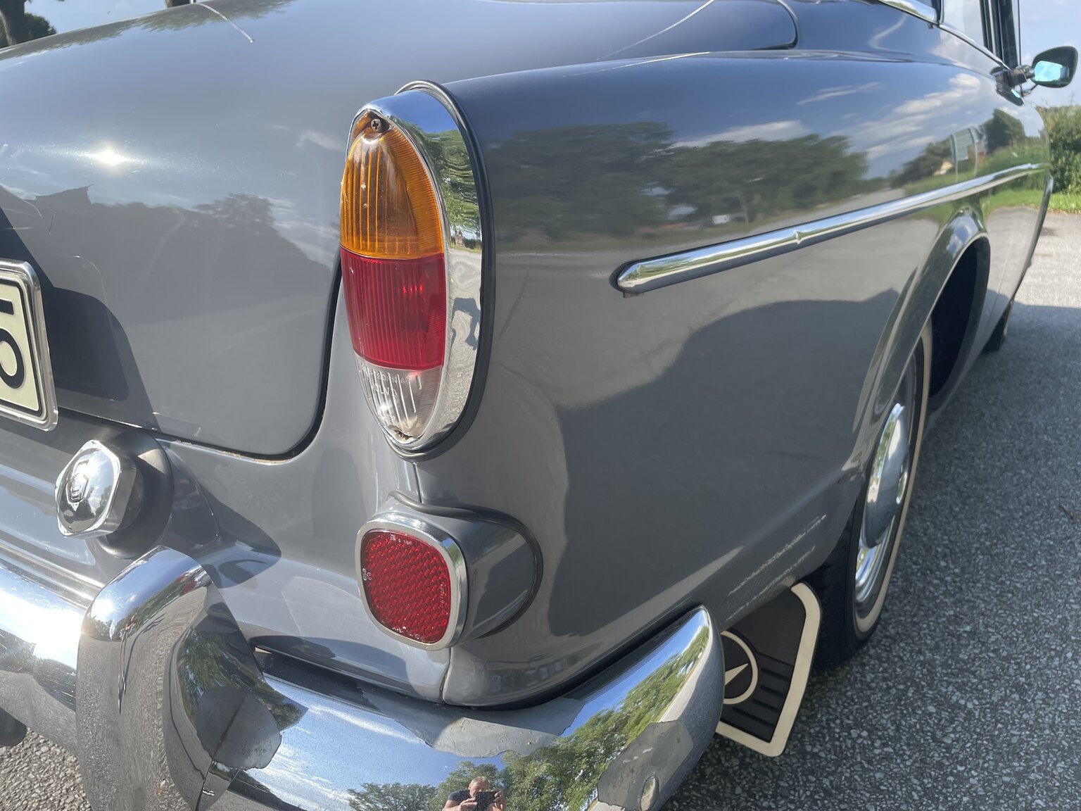 Exterior image of 1965 Volvo Amazon 