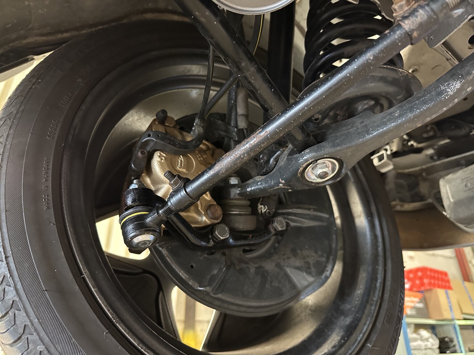 1986 Mercedes-Benz 500 SEC (33), Mekanik